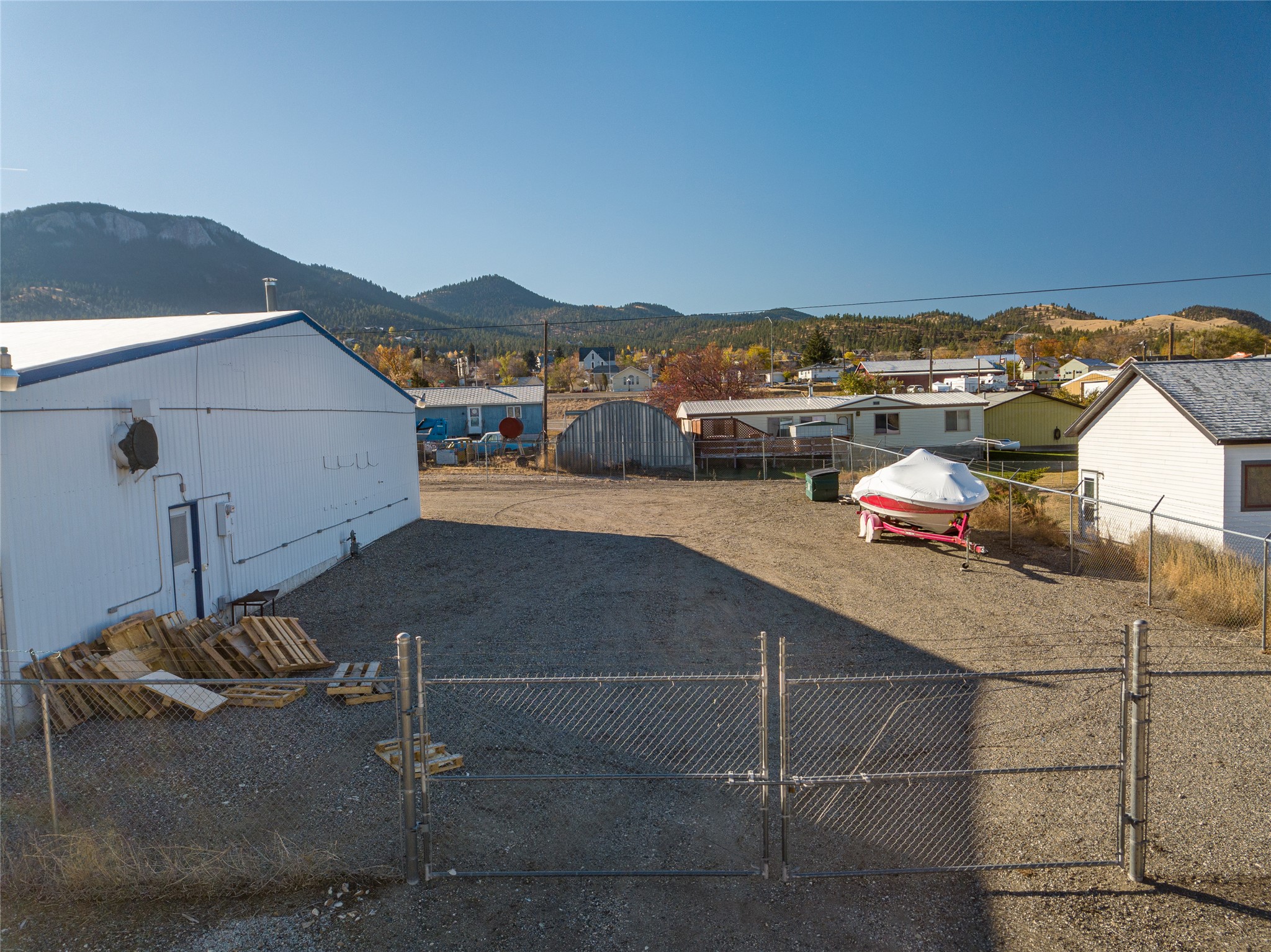 1450 Hiawatha Street Property Photo 4