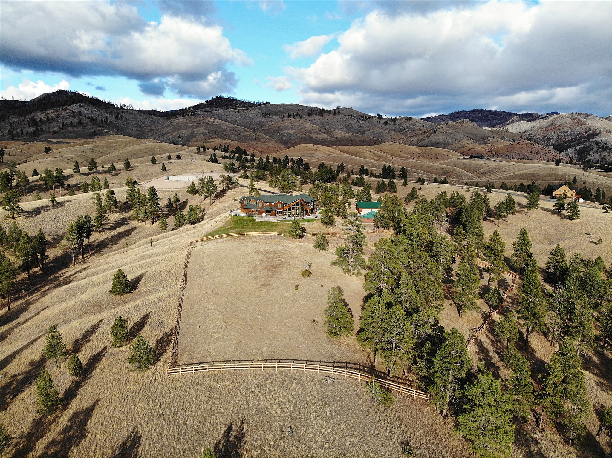 4220 Sunset Ridge Drive Property Photo 4