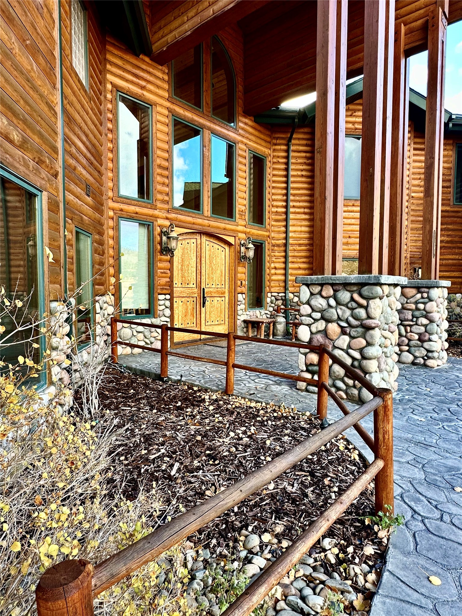 4220 Sunset Ridge Drive Property Photo 7