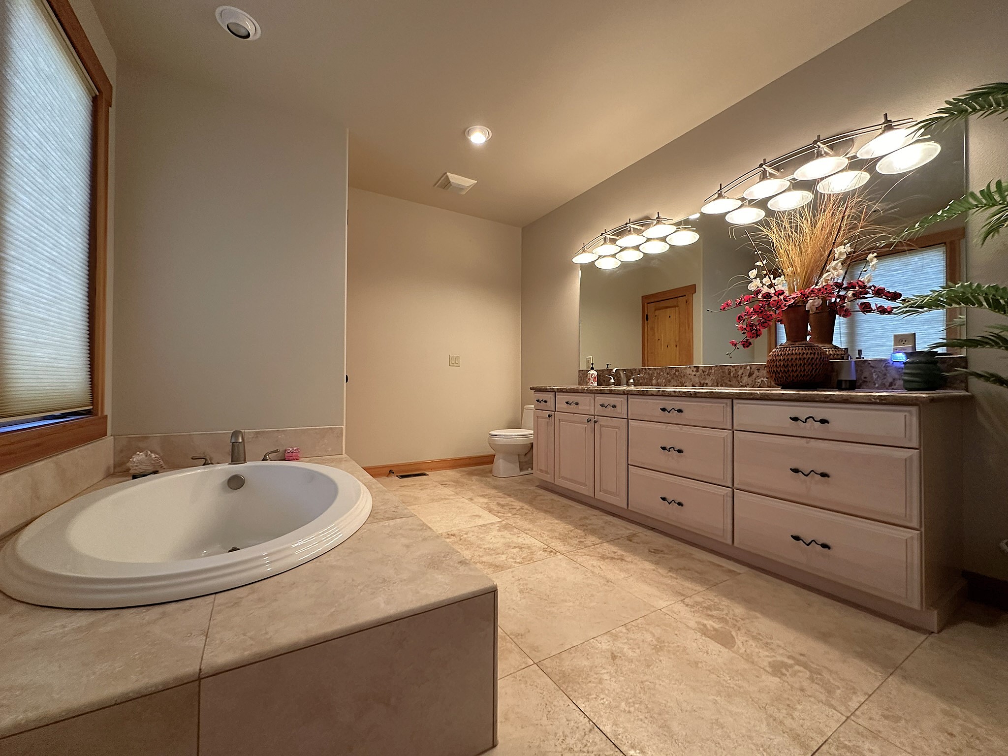 4220 Sunset Ridge Drive Property Photo 41