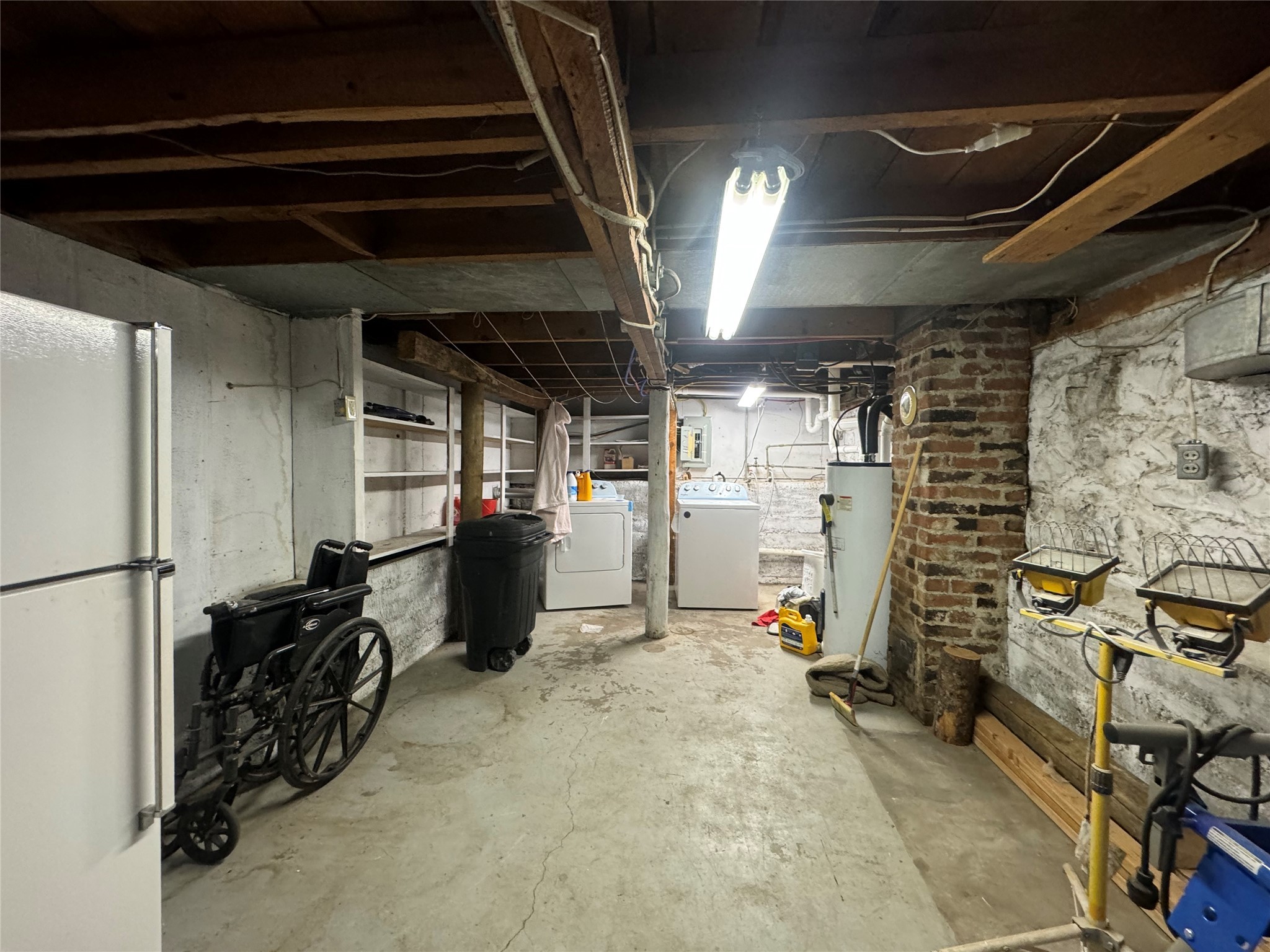 405 Main Street W Property Photo 53