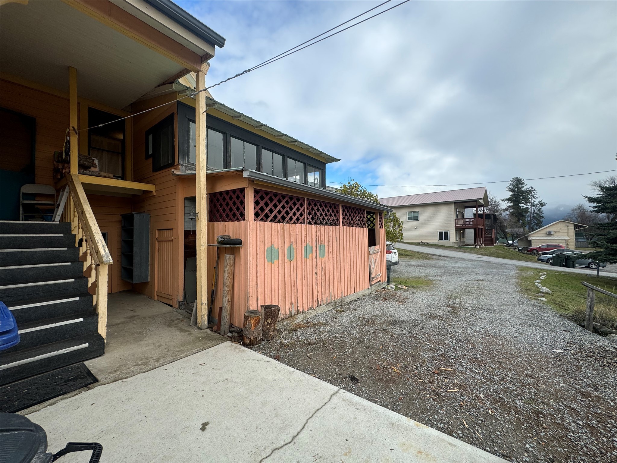 405 Main Street W Property Photo 59