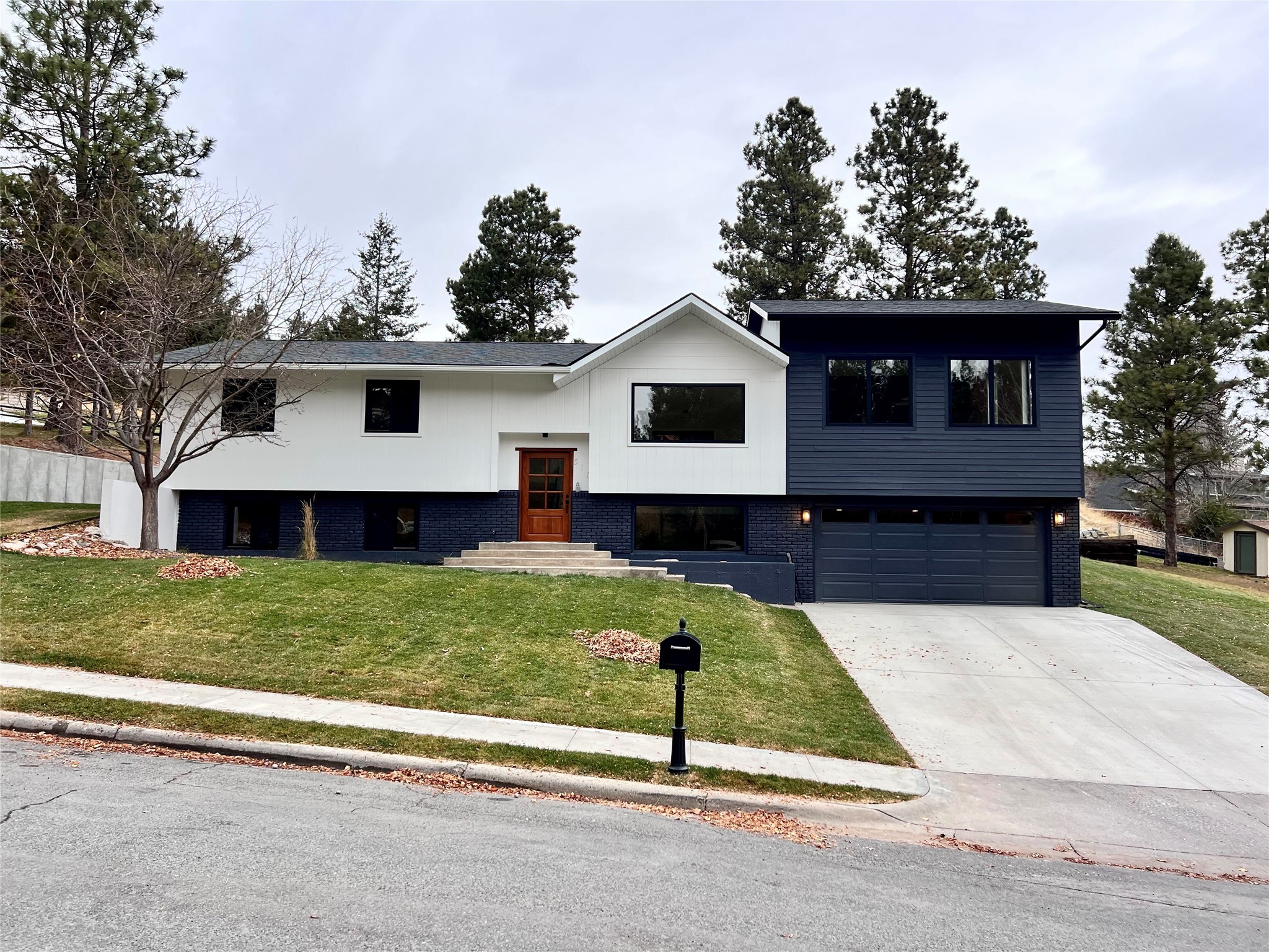 Diehl Heights Real Estate Listings Main Image