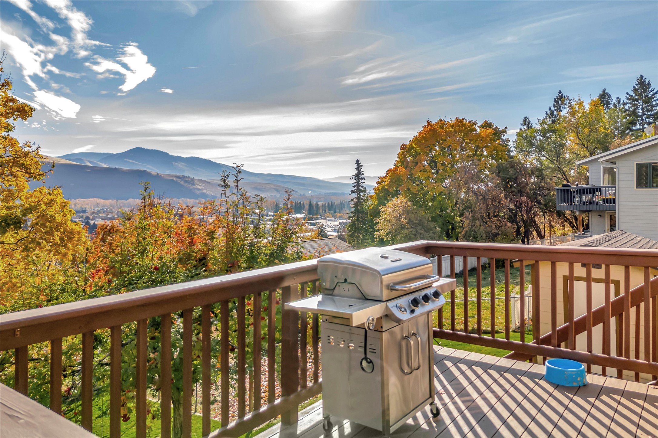 129 Cascade Street Property Photo 3