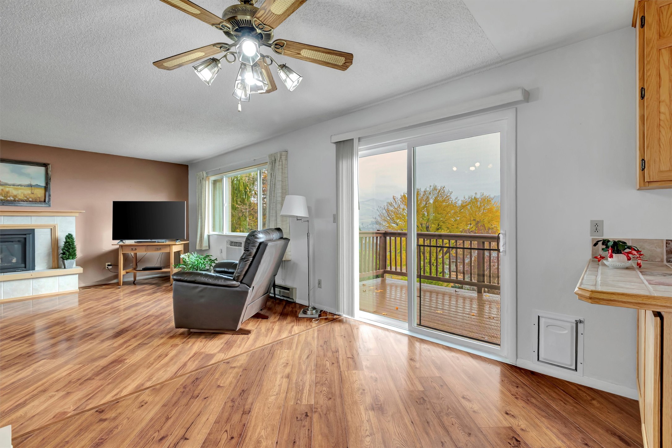129 Cascade Street Property Photo 4