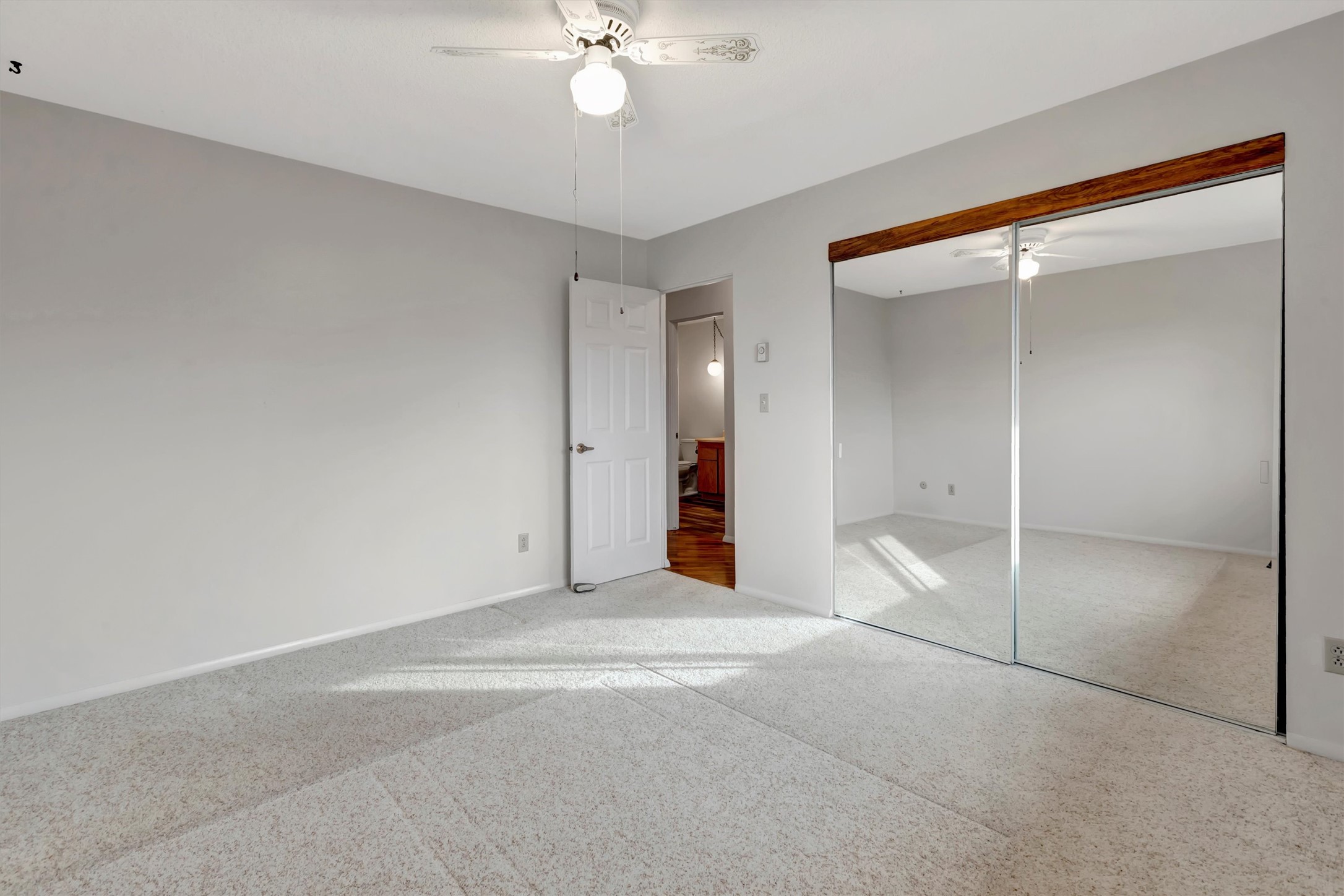 129 Cascade Street Property Photo 8