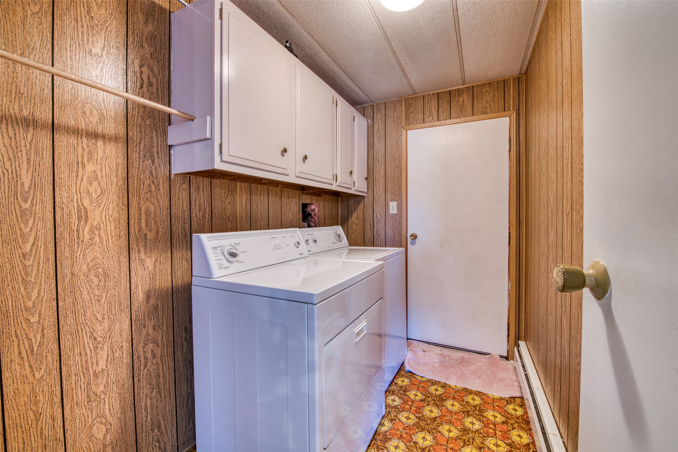 389 Winkler Lane Property Photo 24
