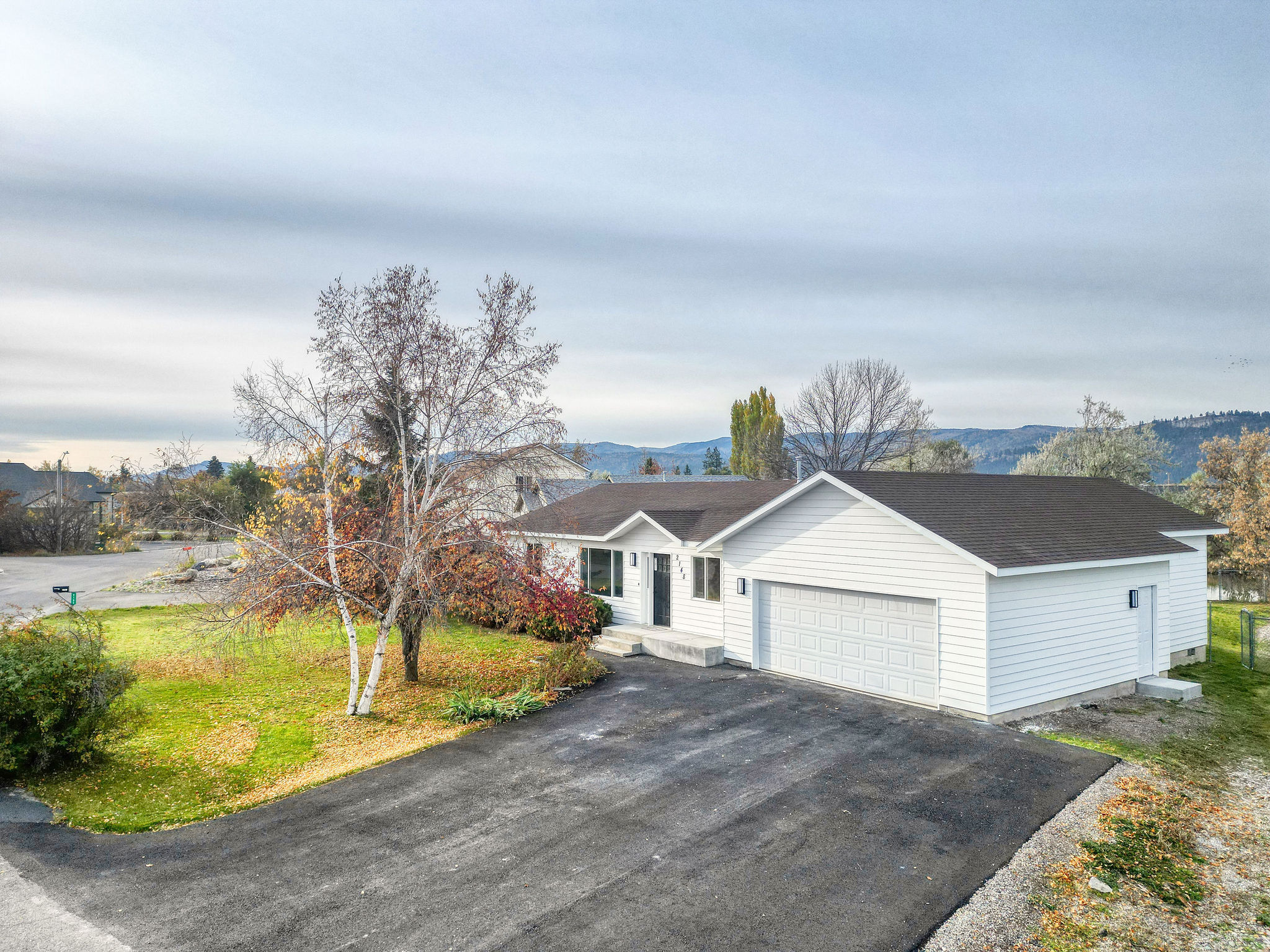 2148 S Woodland Drive Property Photo 1