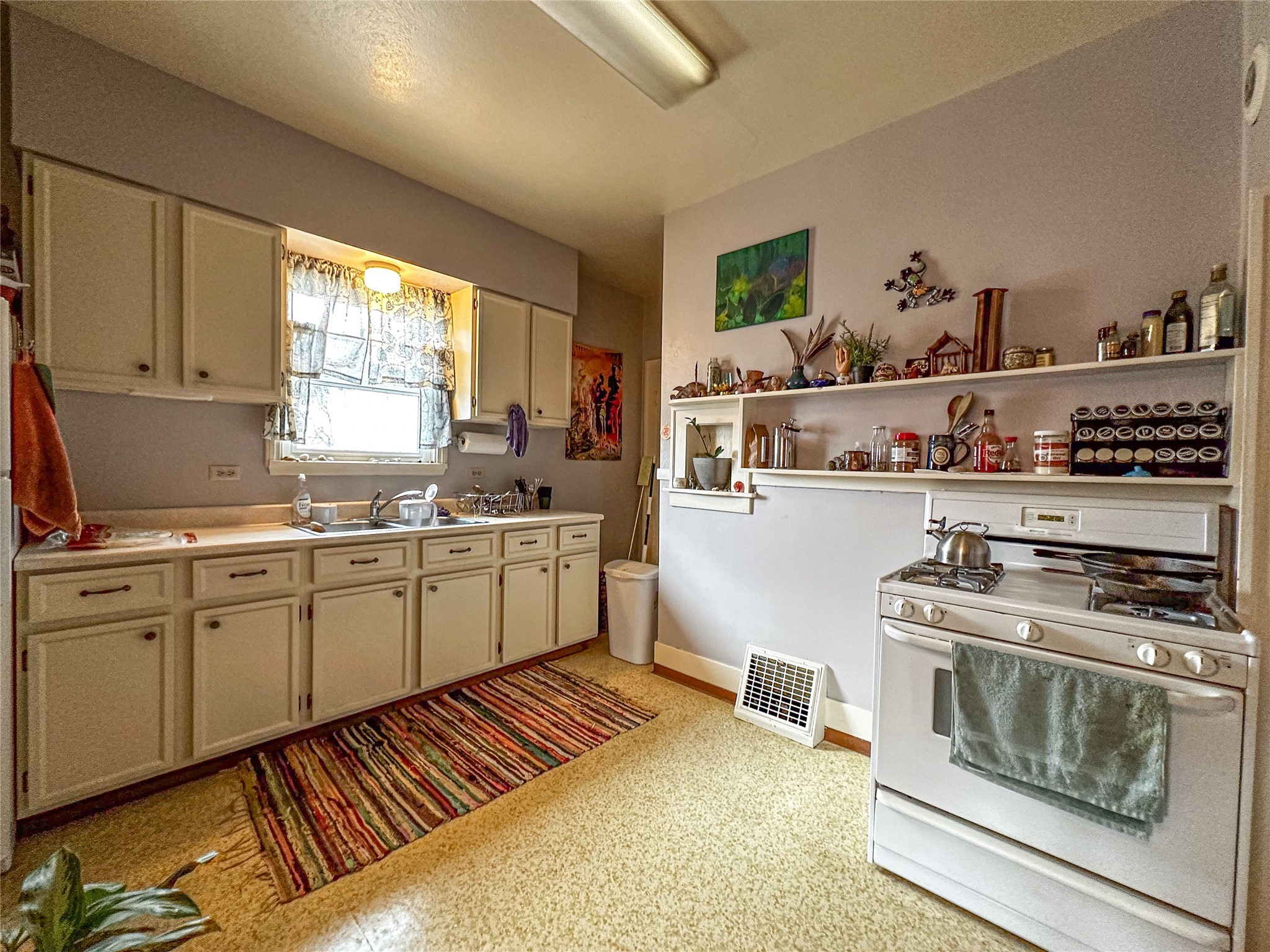 322 W Spruce Street Property Photo 75