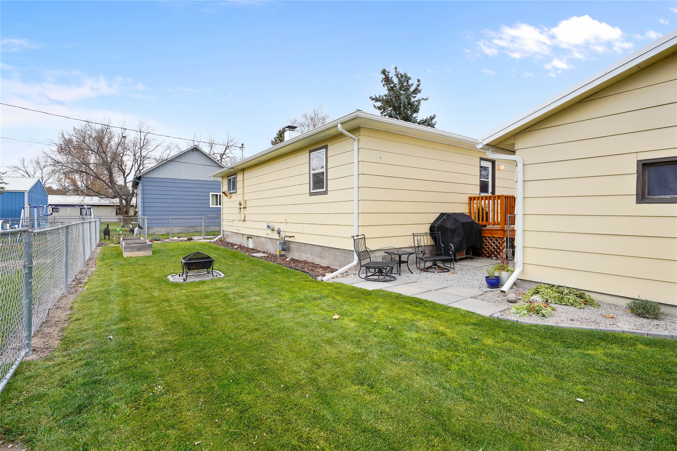 310 N Walnut Street Property Photo 15