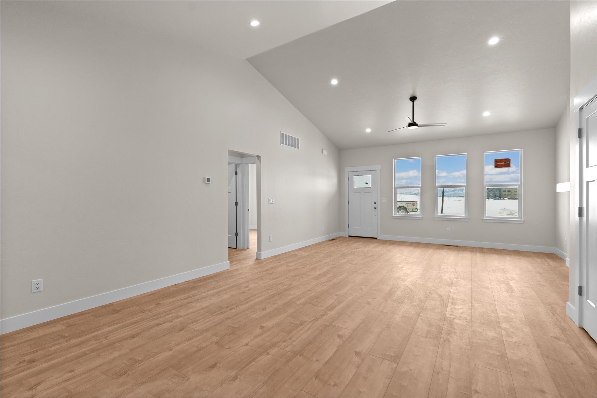 706 August Way Property Photo 5