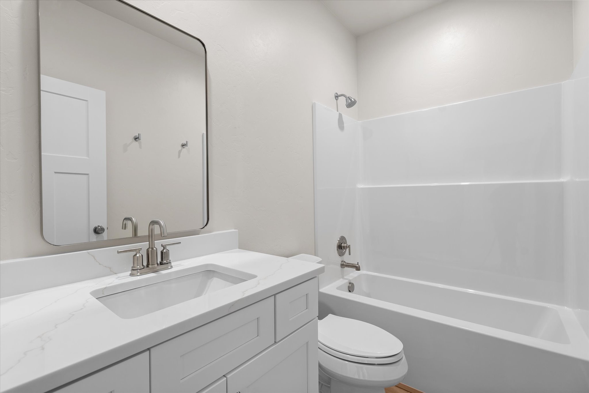 706 August Way Property Photo 9