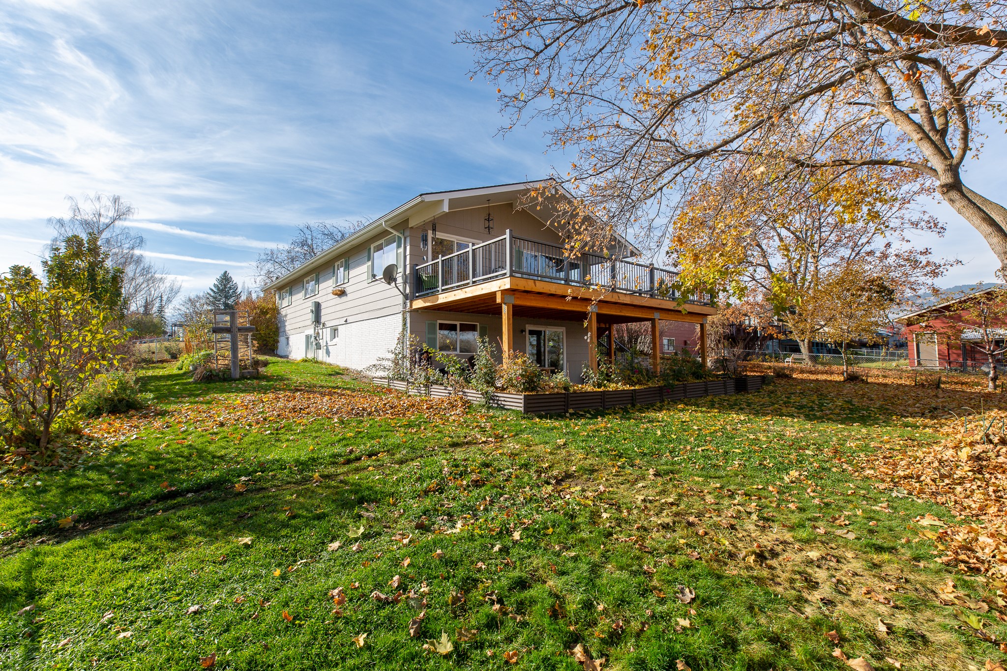 240 Glacier Drive Property Photo 3