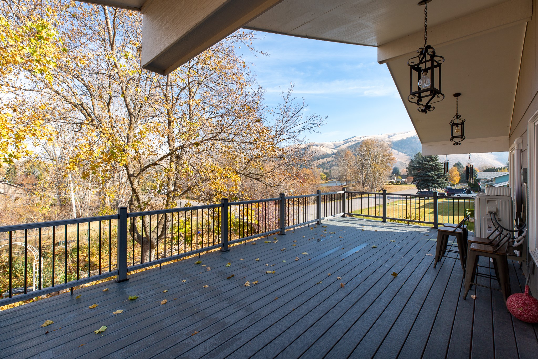 240 Glacier Drive Property Photo 16