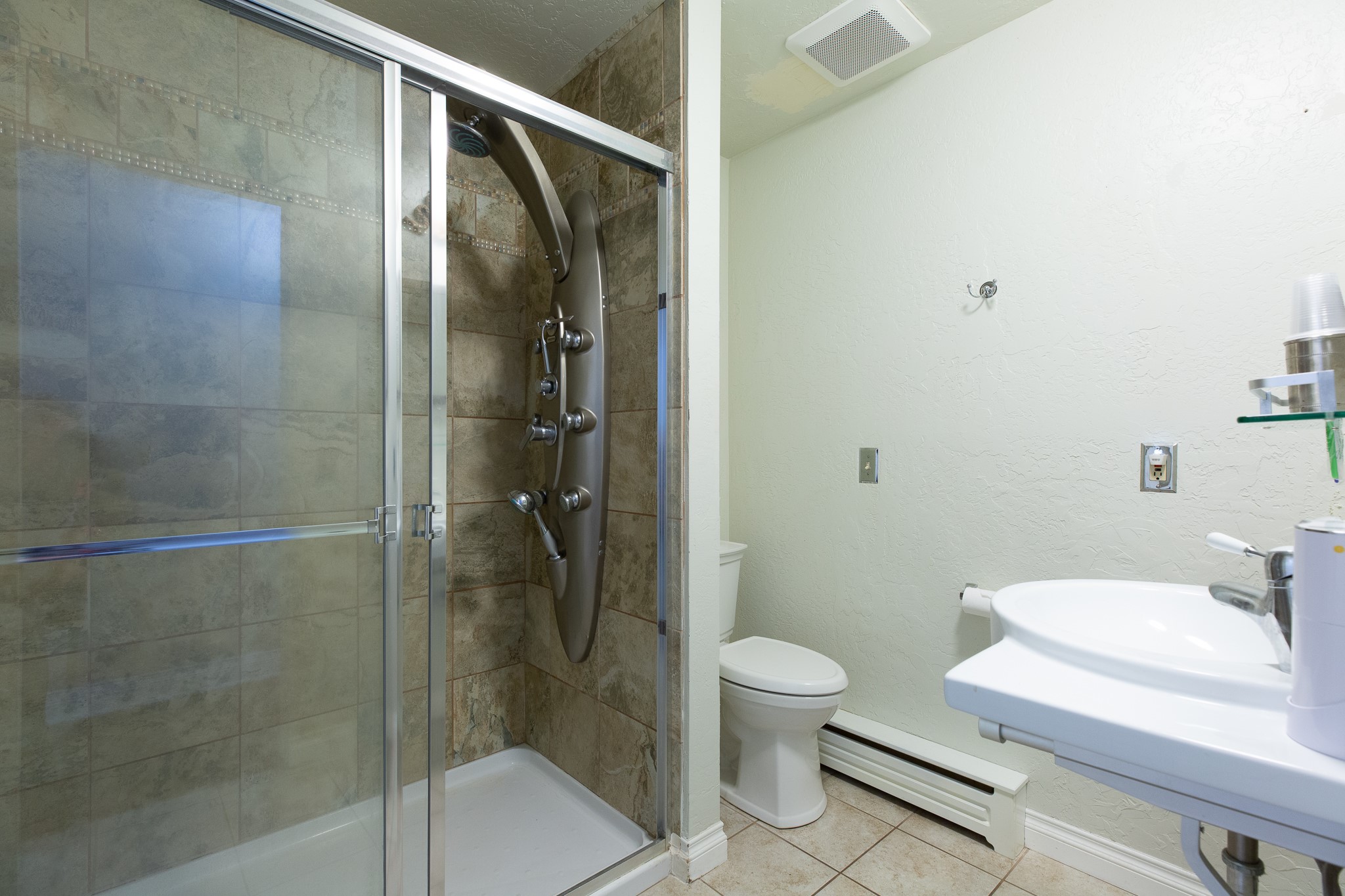 240 Glacier Drive Property Photo 19
