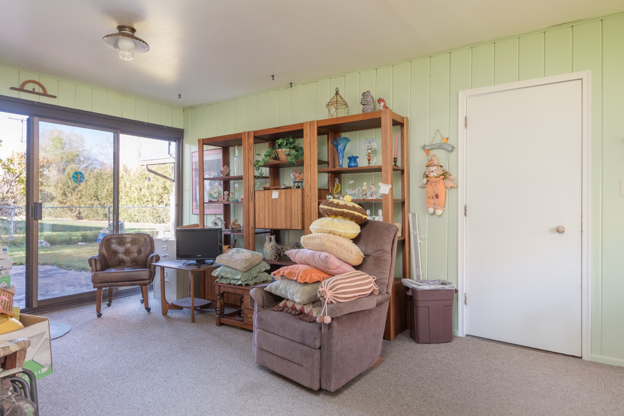 644 Beverly Avenue Property Photo 39
