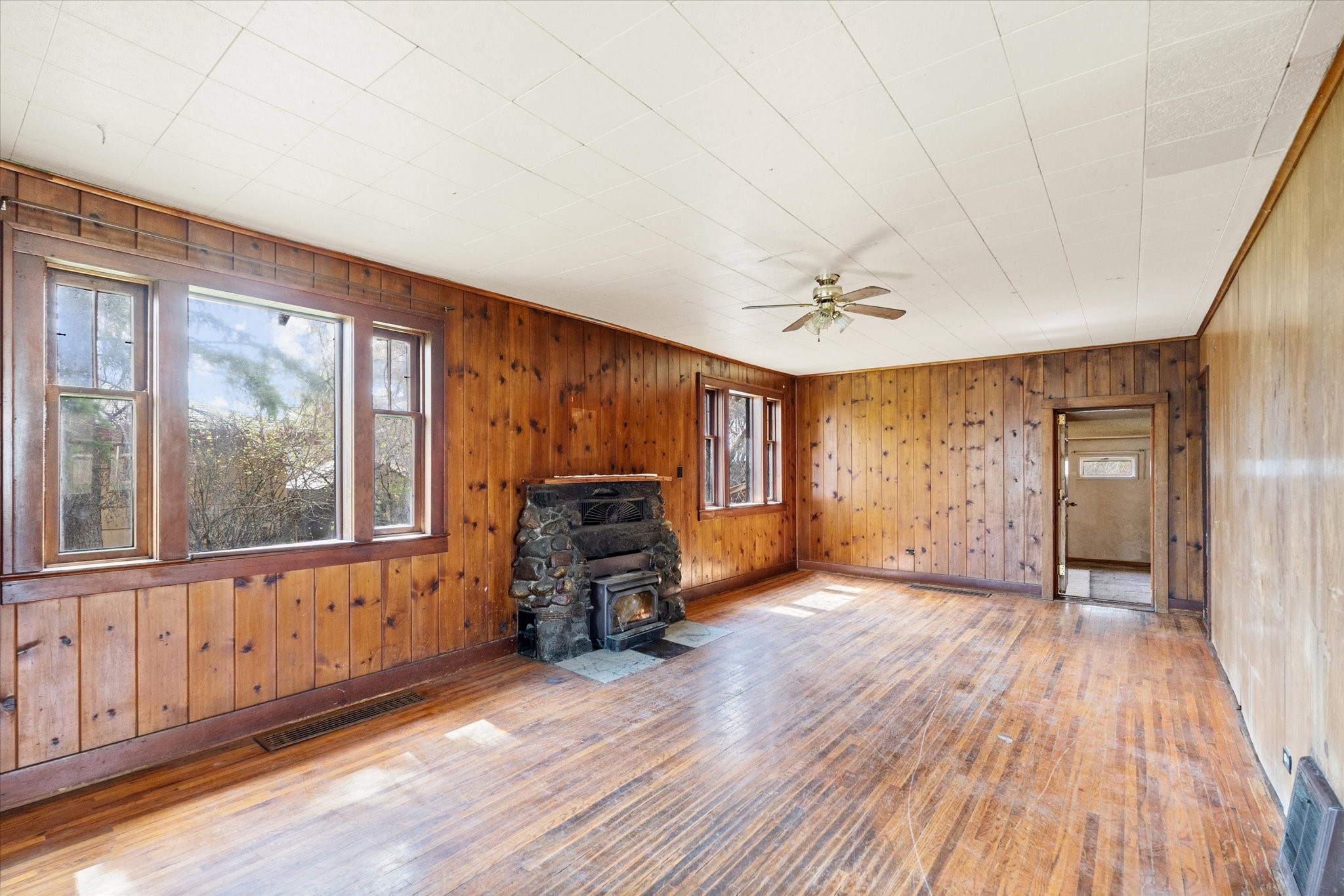 1312 2nd Avenue E Property Photo 10