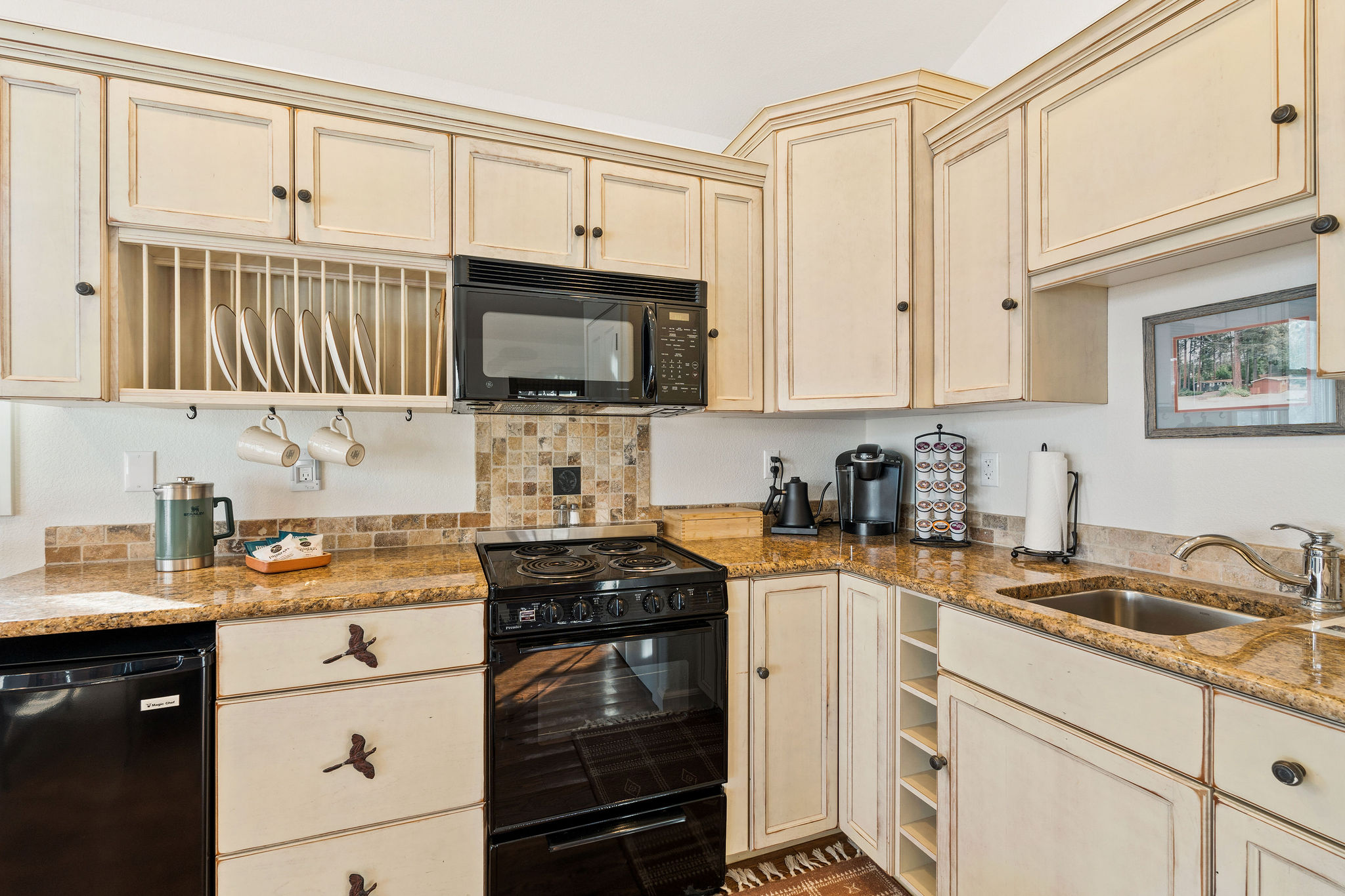 305 Bridge Street Property Photo 12