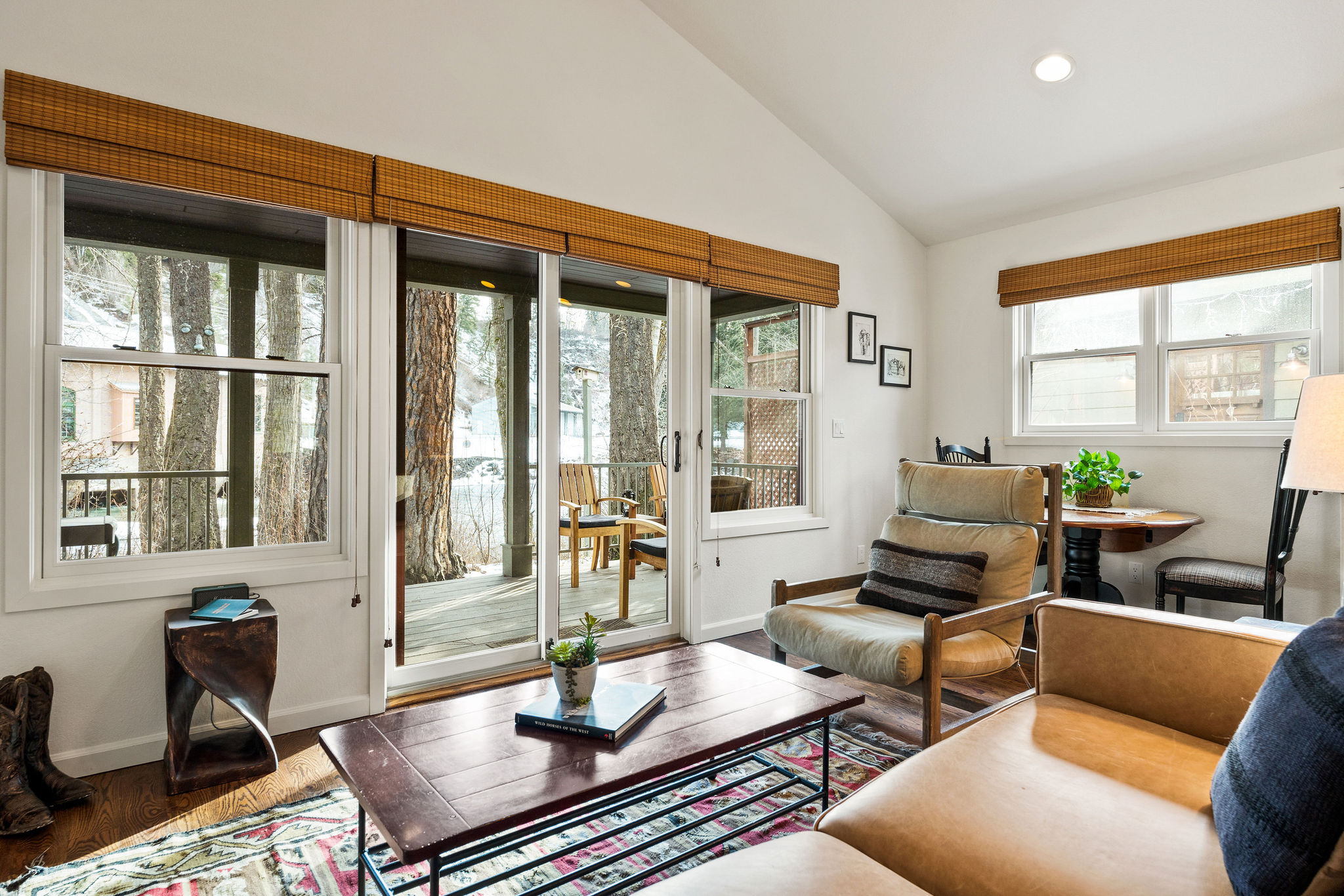 305 Bridge Street Property Photo 16