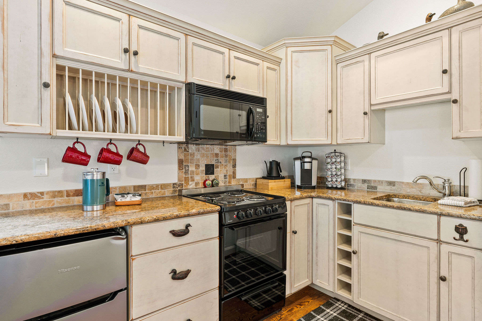 305 Bridge Street Property Photo 36