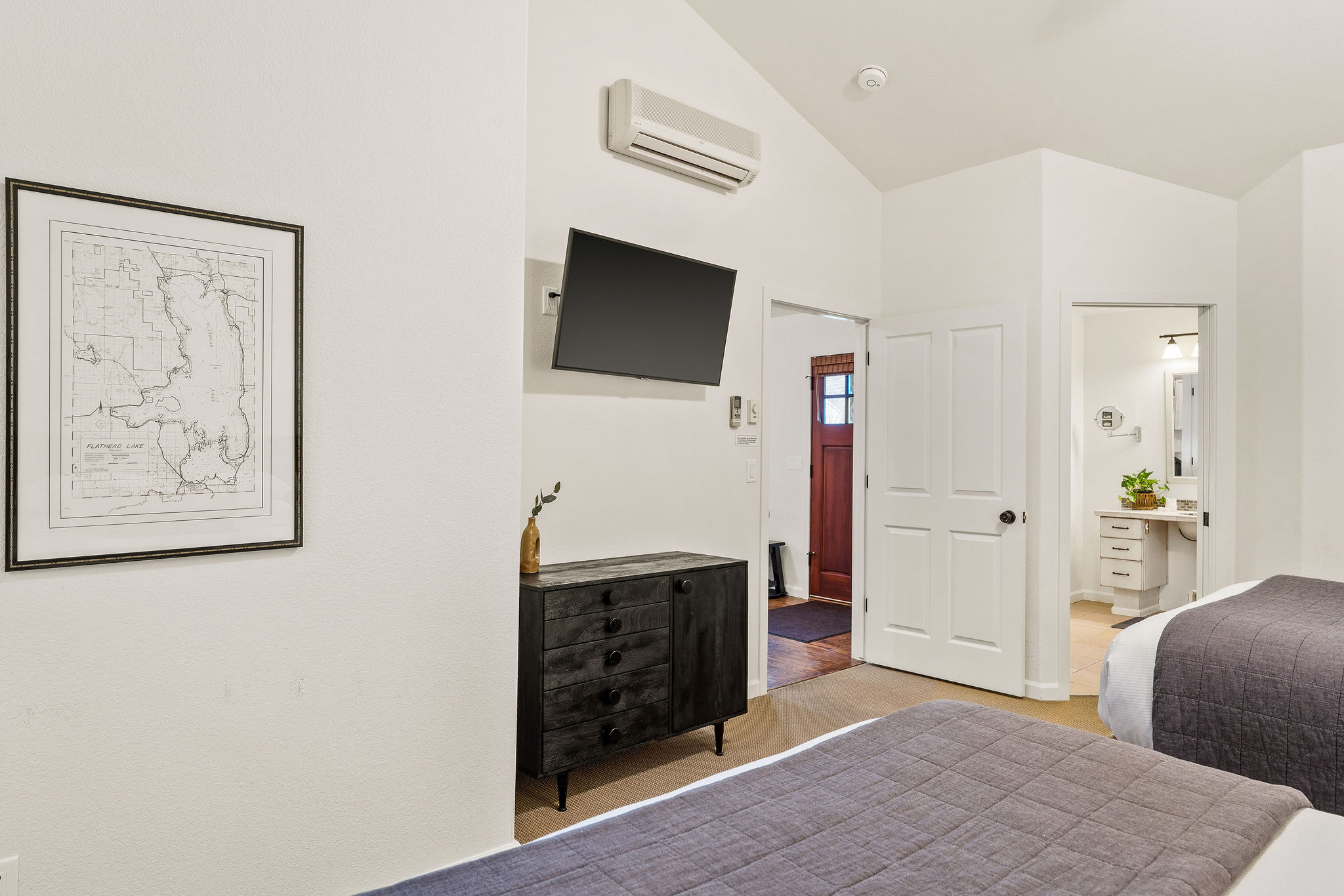 305 Bridge Street Property Photo 47