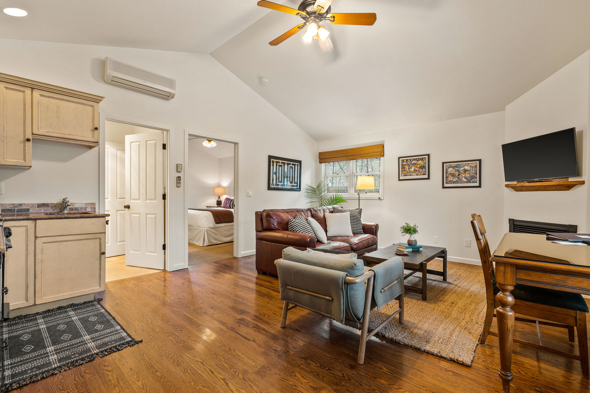 305 Bridge Street Property Photo 56