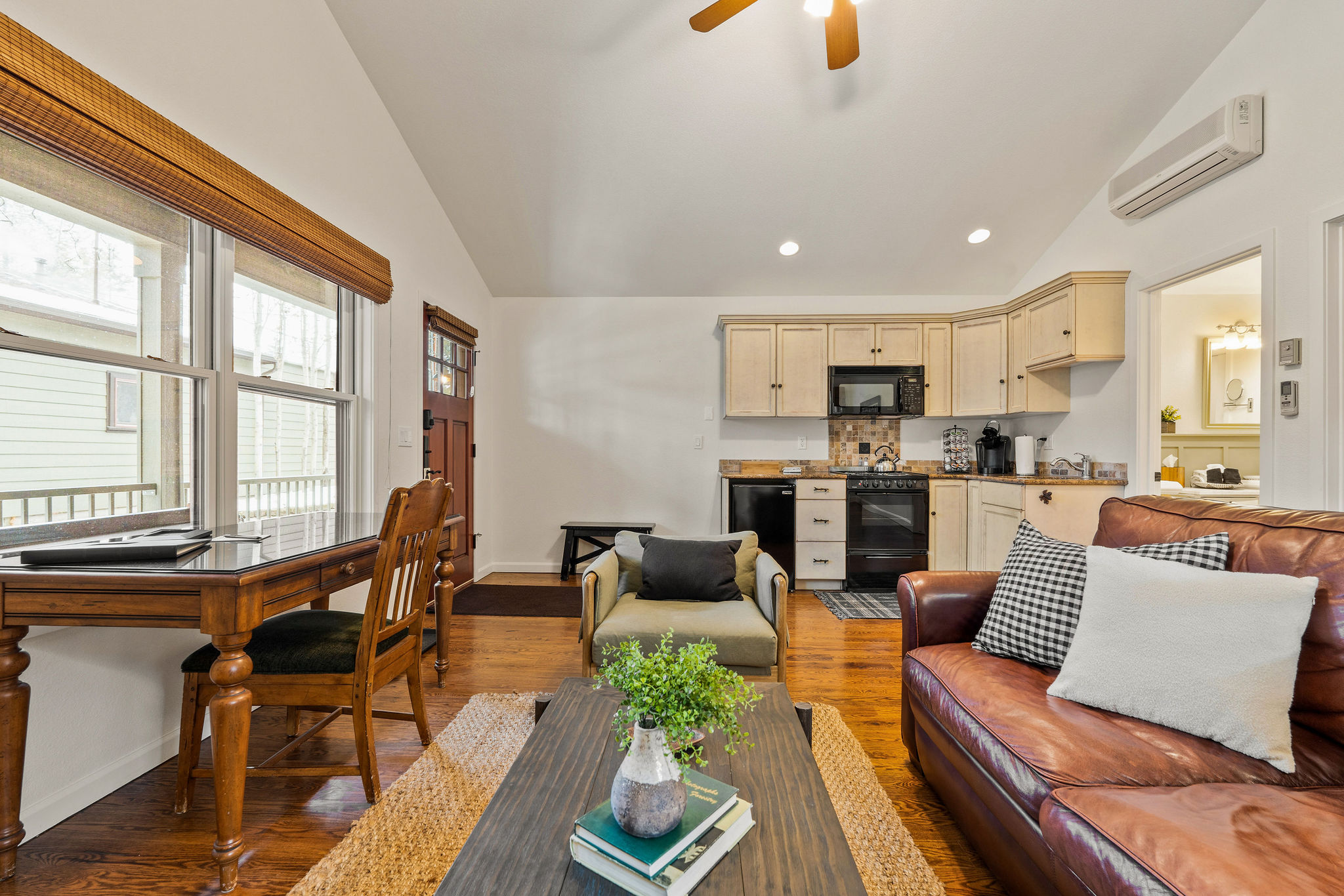 305 Bridge Street Property Photo 60