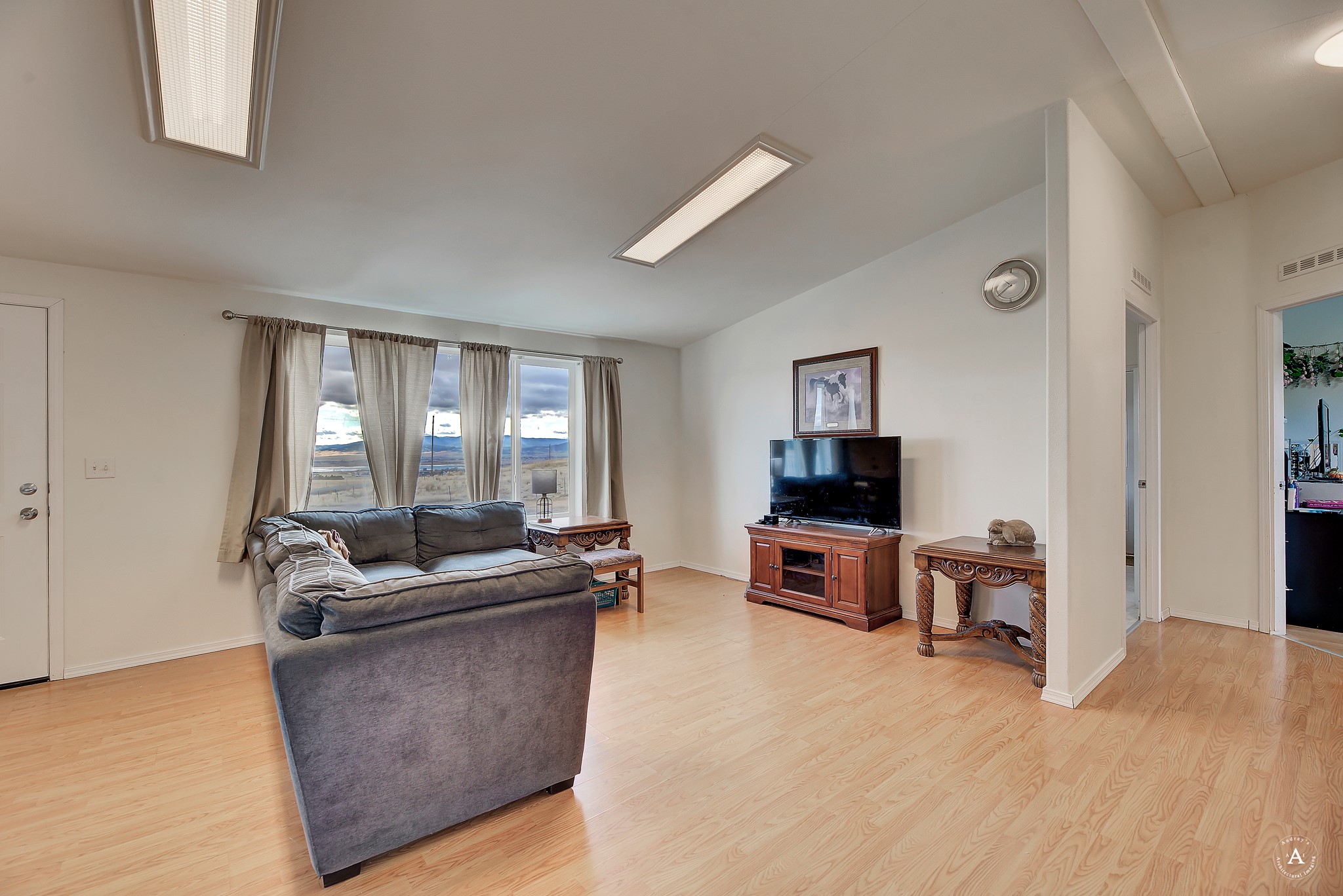 6594 And 6410 Collins Drive Property Photo 4