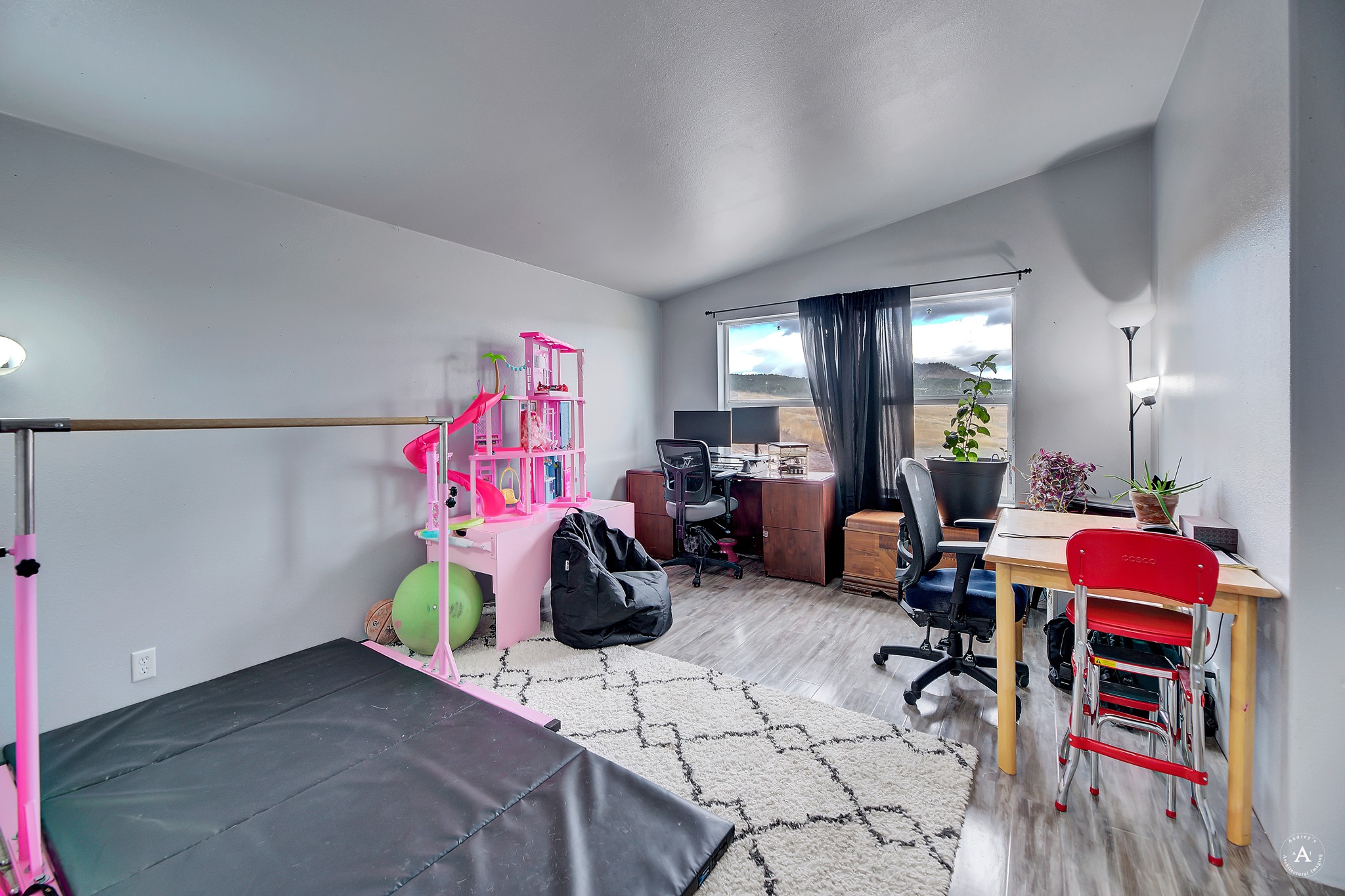 6594 And 6410 Collins Drive Property Photo 34
