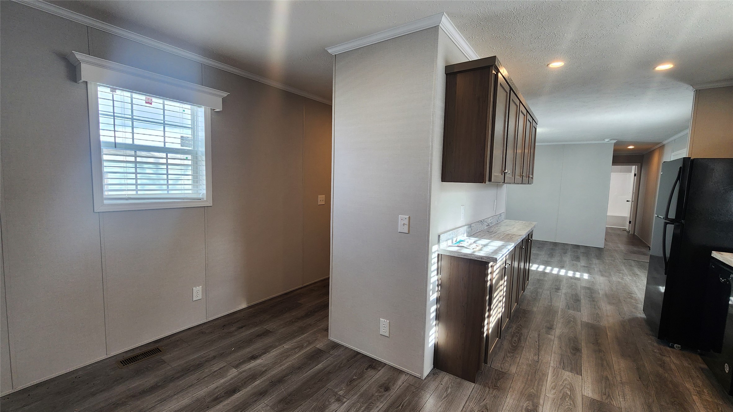 1805 Joslyn Street 26 Property Photo 6