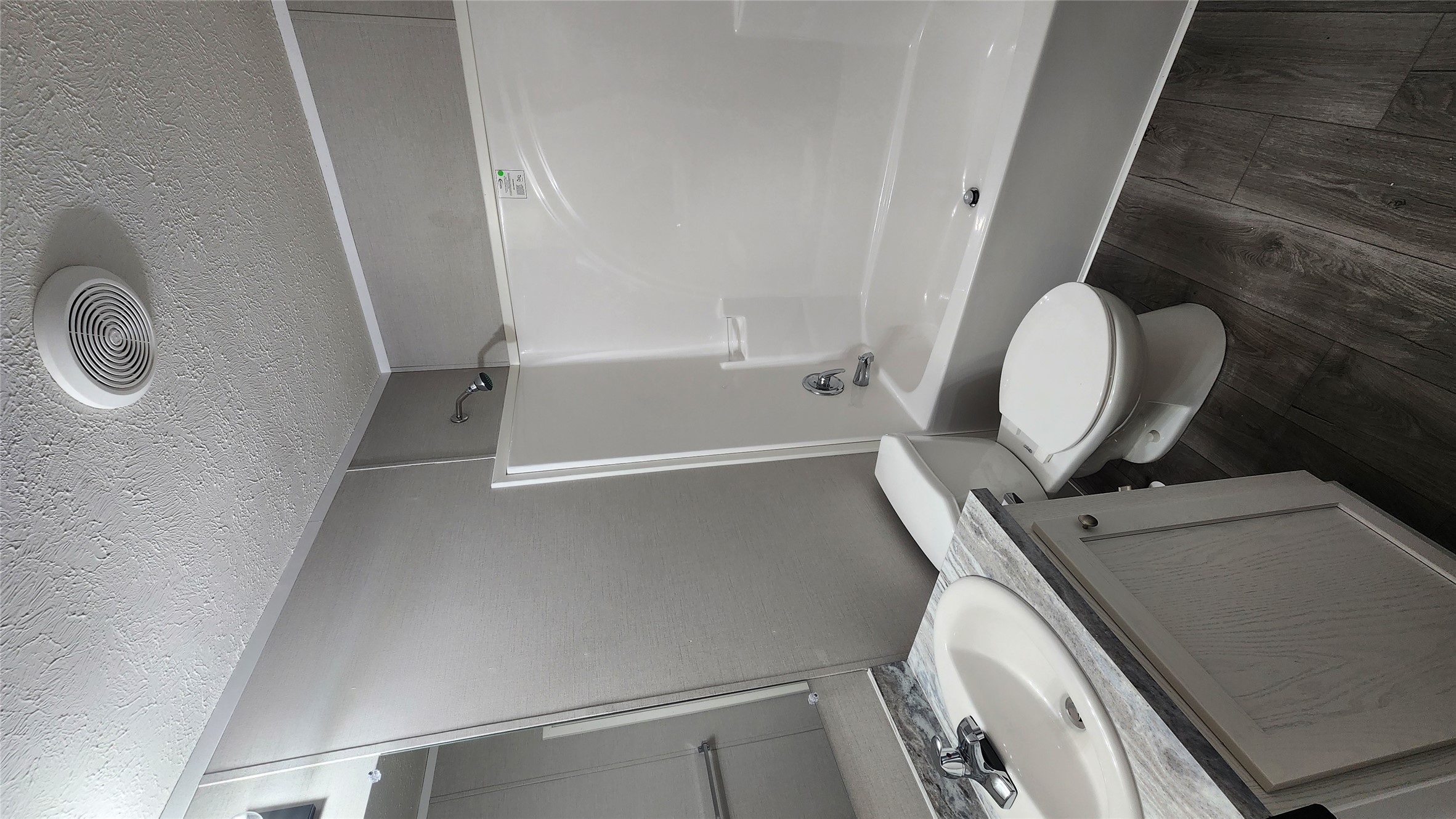1805 Joslyn Street 26 Property Photo 16