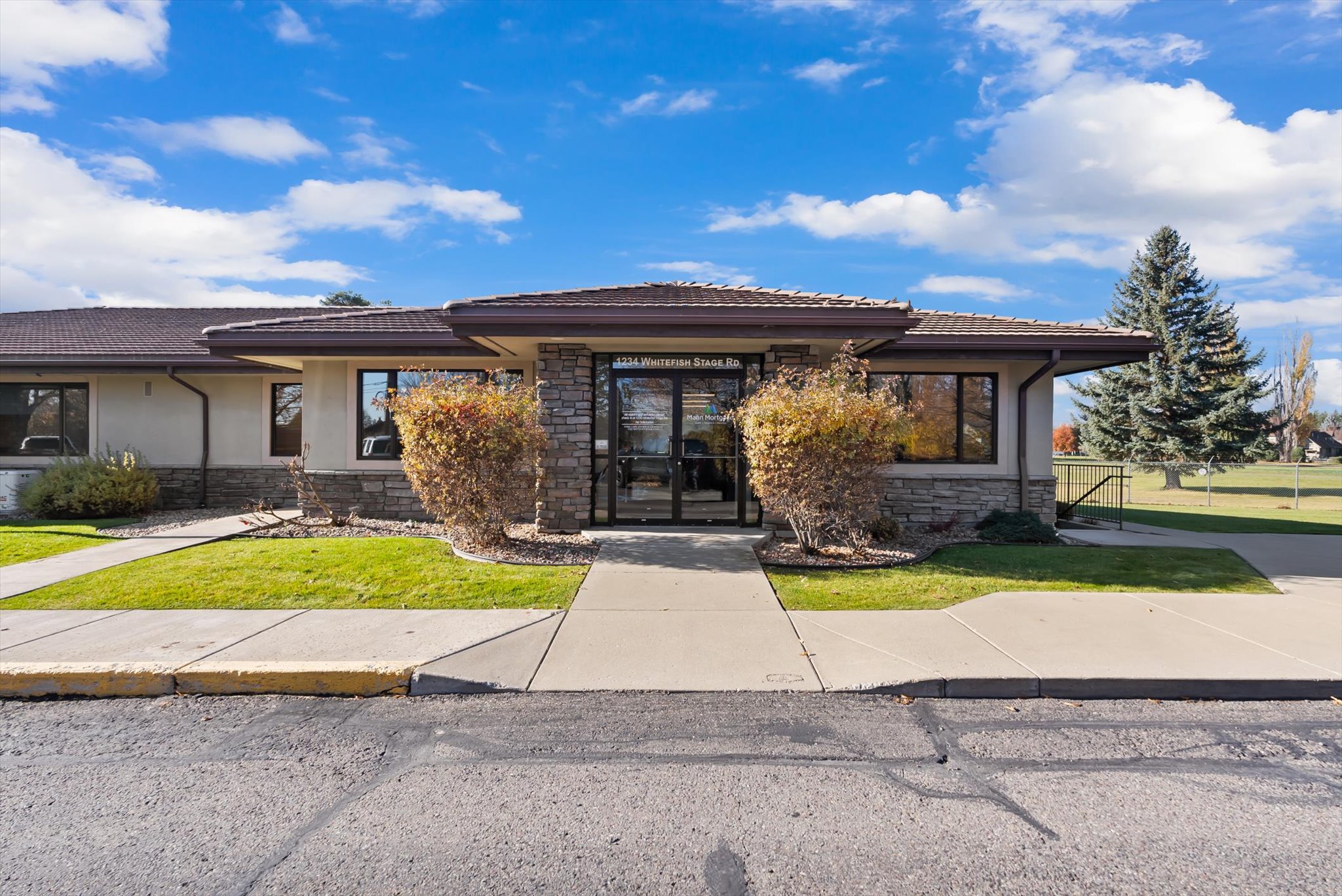 1234 Whitefish Stage Road Property Photo
