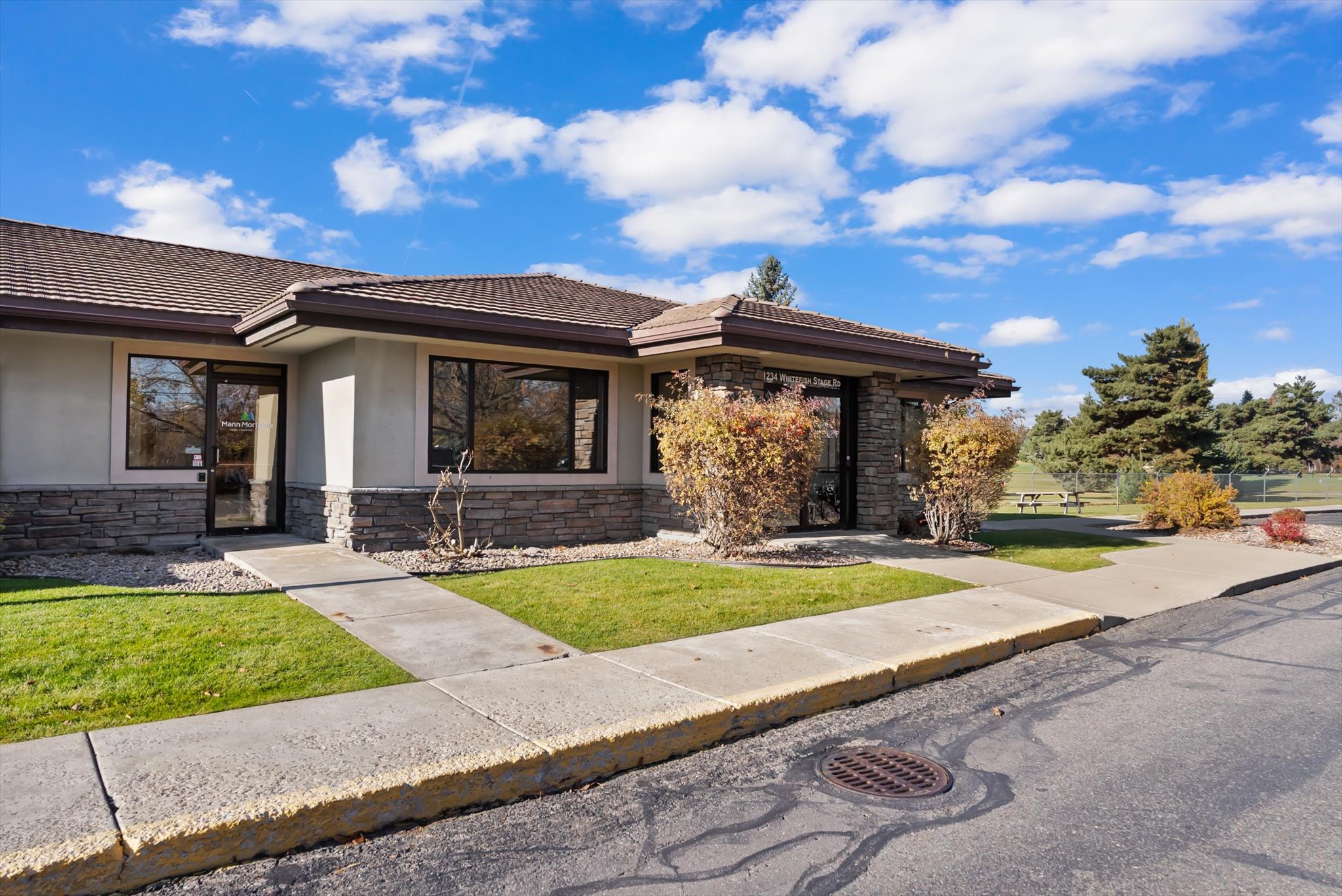 1234 Whitefish Stage Road Property Photo 3