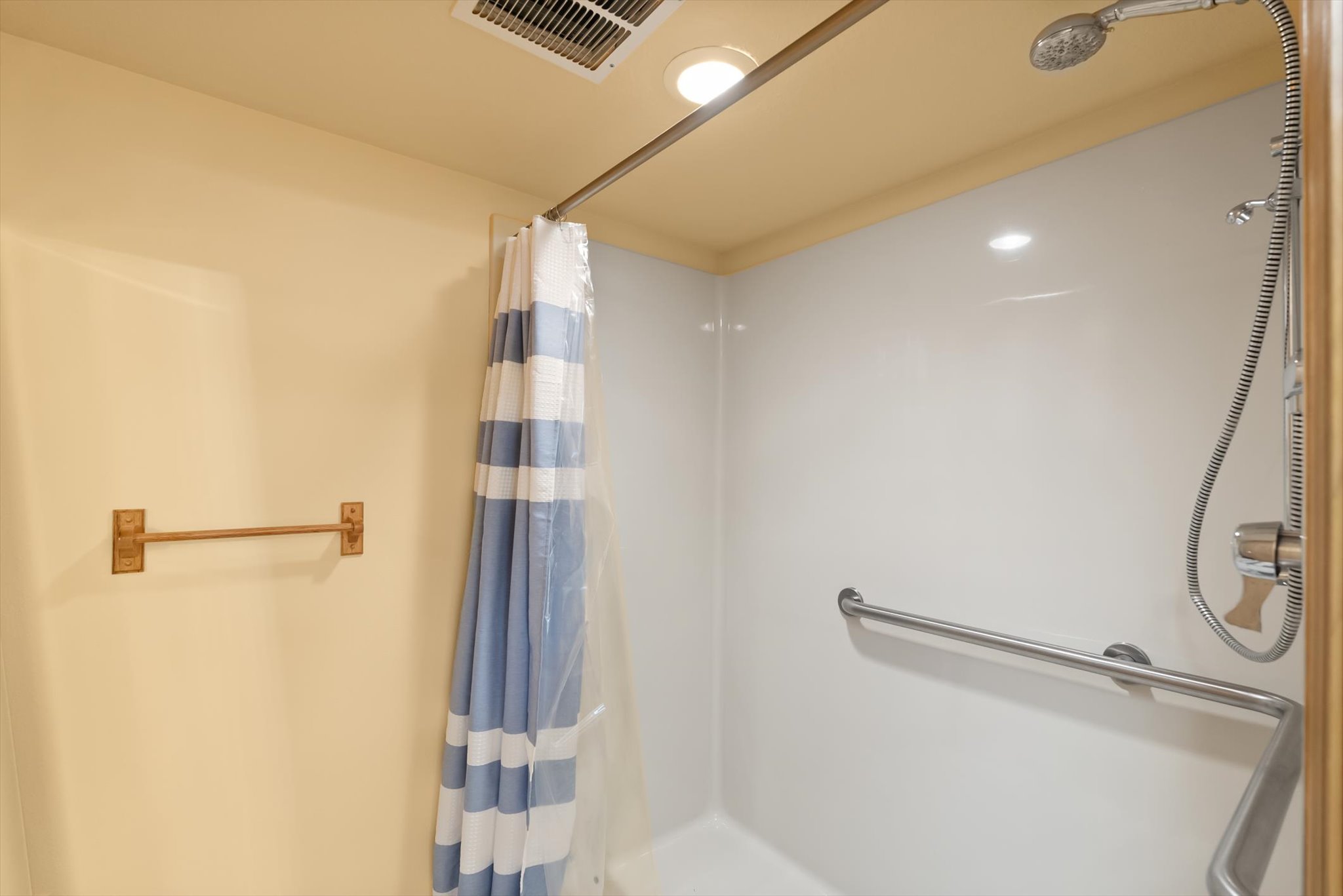 1234 Whitefish Stage Road Property Photo 16