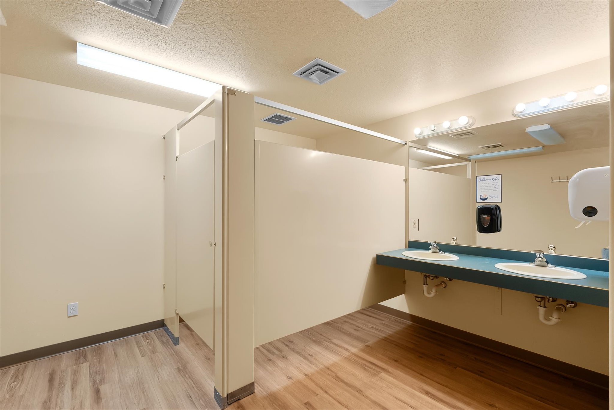 1232 And 1234 Whitefish Stage Road Property Photo 16