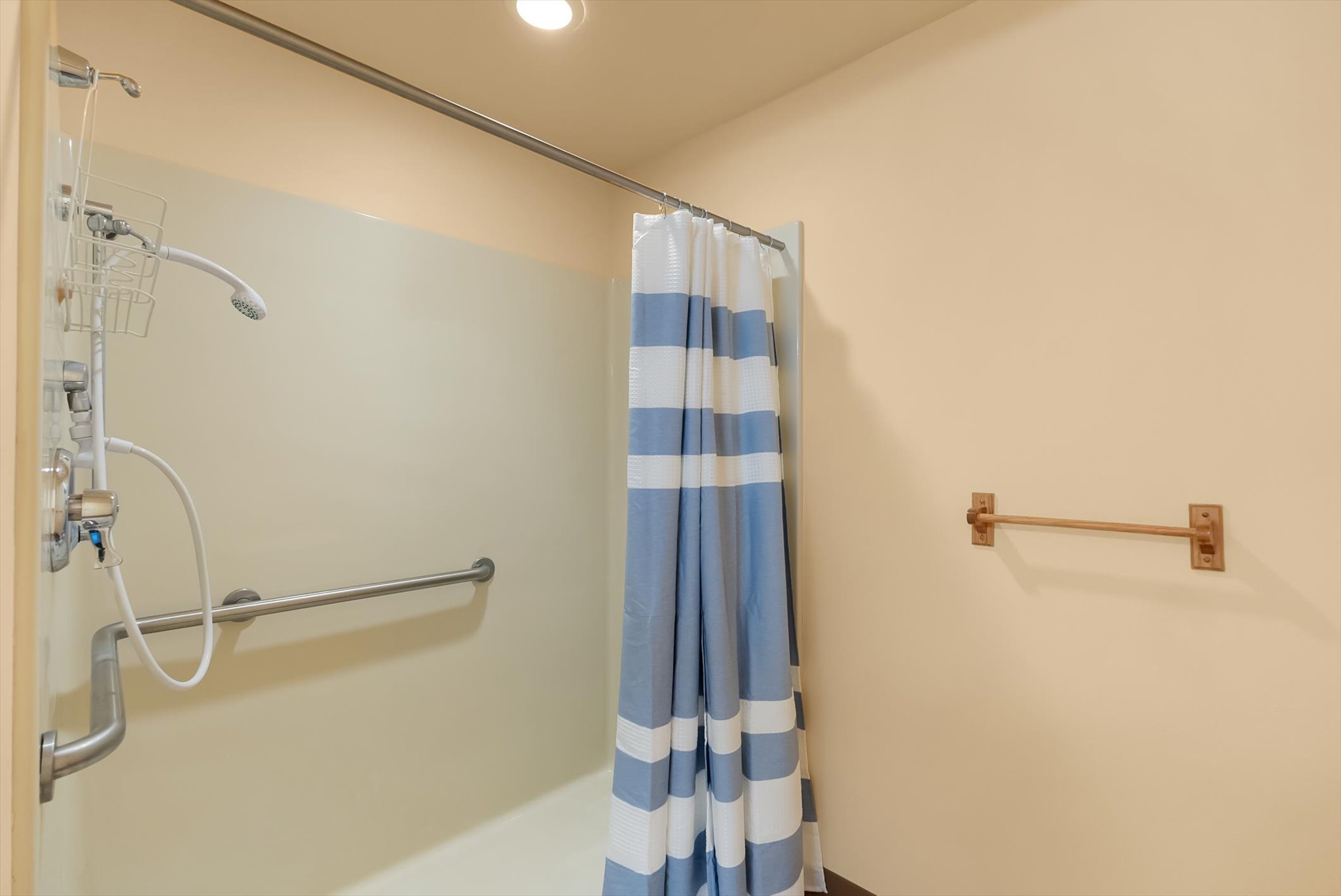 1232 And 1234 Whitefish Stage Road Property Photo 17
