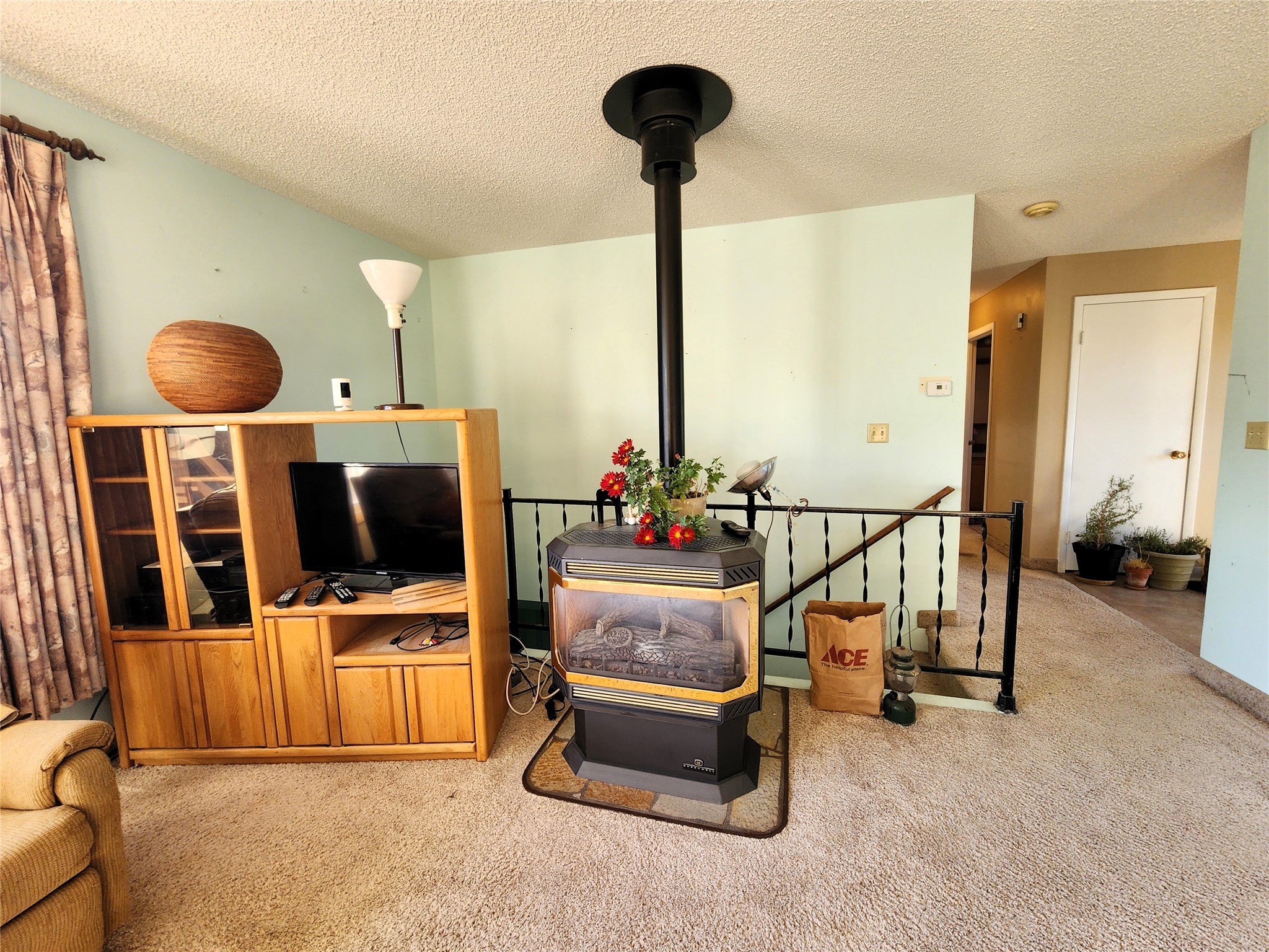 40 Sherman Lane Property Photo 30