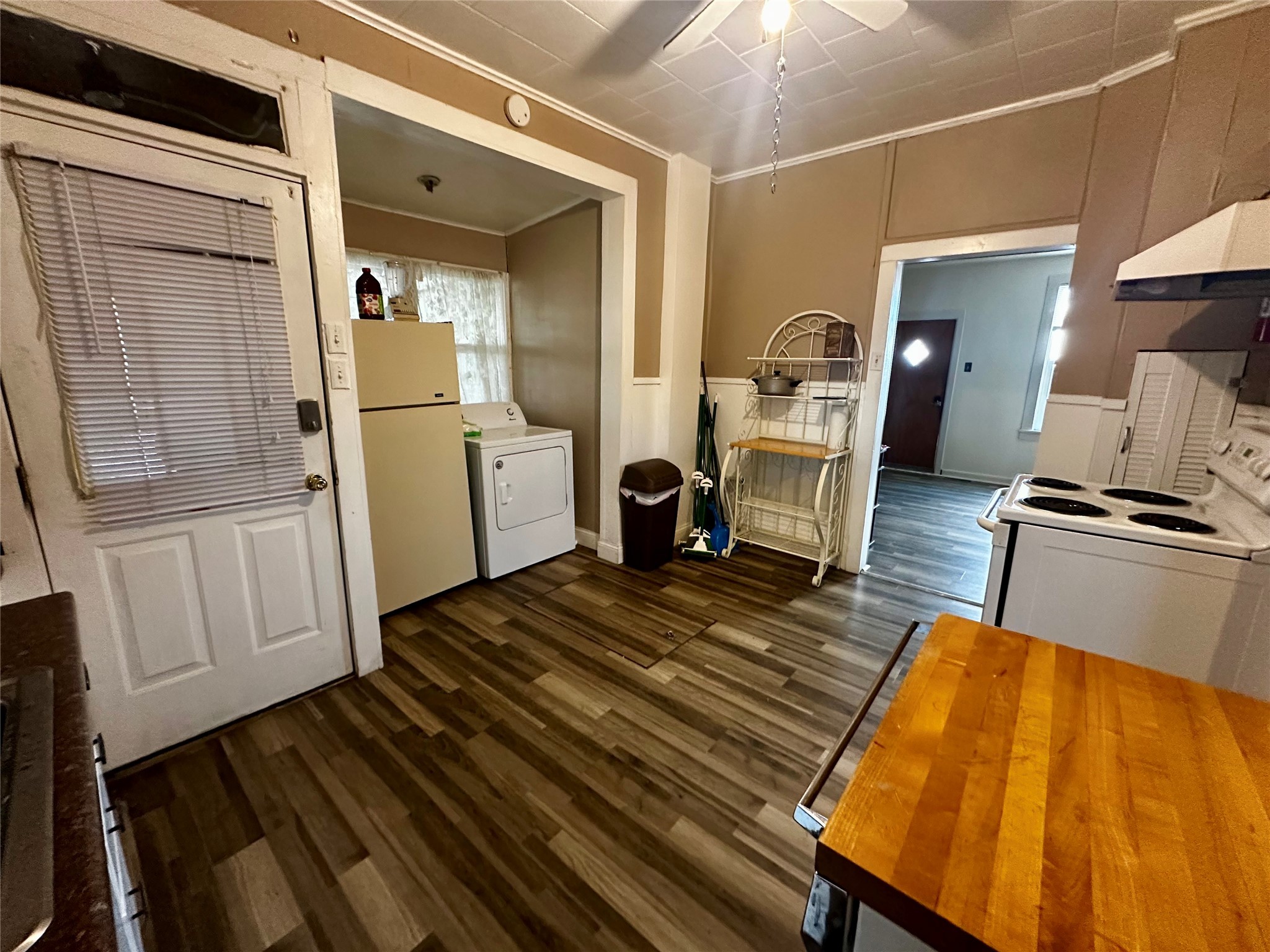 1608 N First Street Property Photo 8