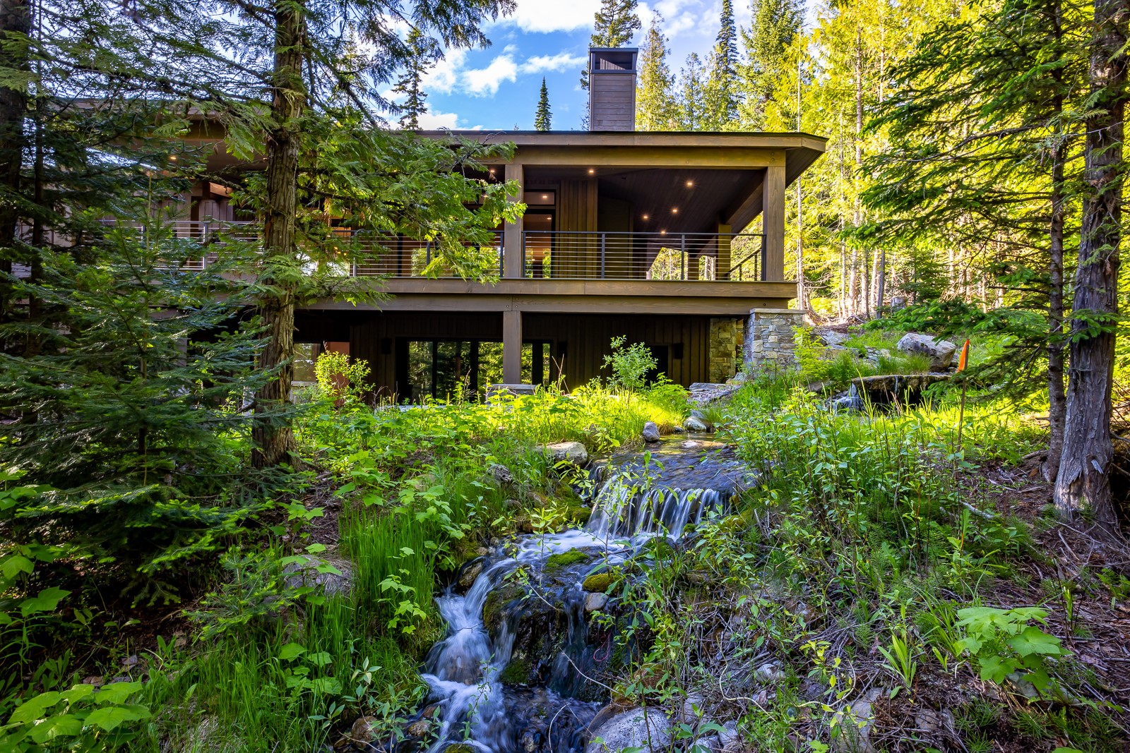 92 Woodlandstar Circle Property Photo 3