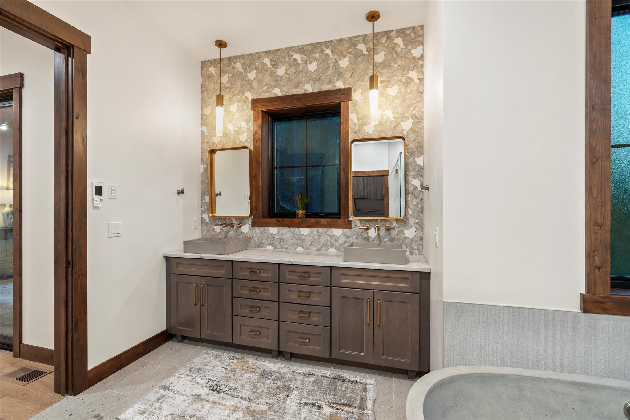92 Woodlandstar Circle Property Photo 21