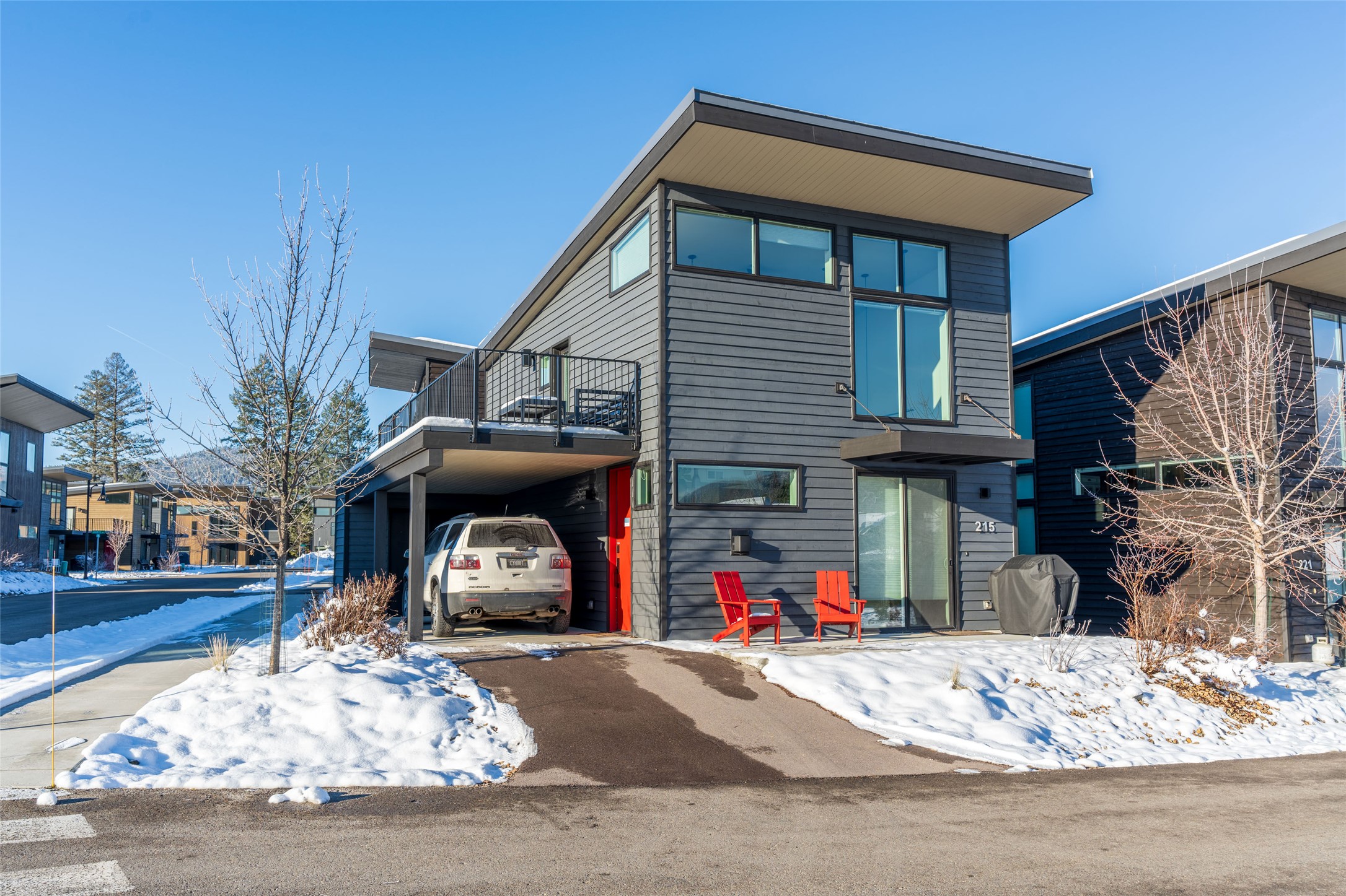 215 Boulders Road Property Photo 1