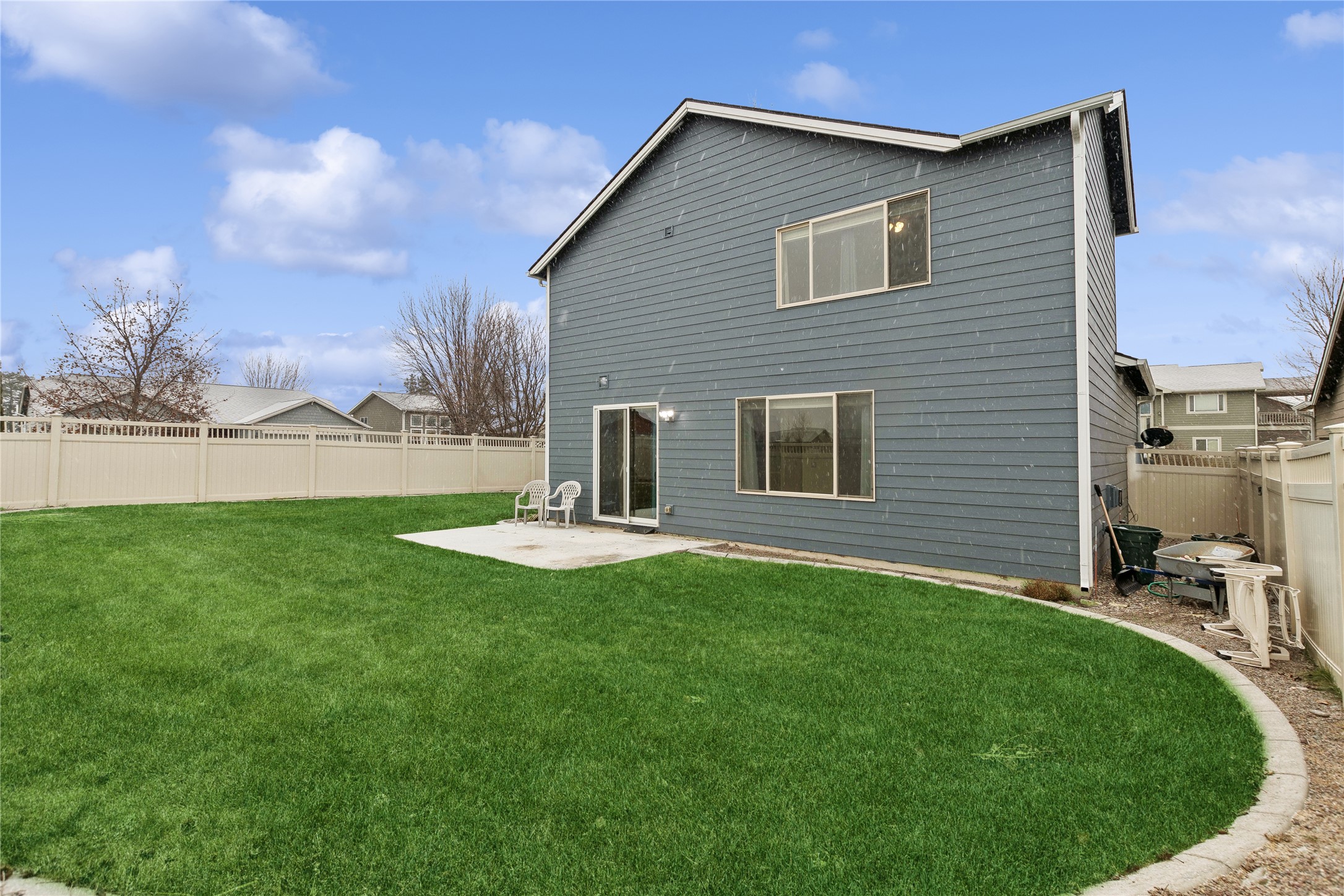 208 Weimar Way Property Photo 3