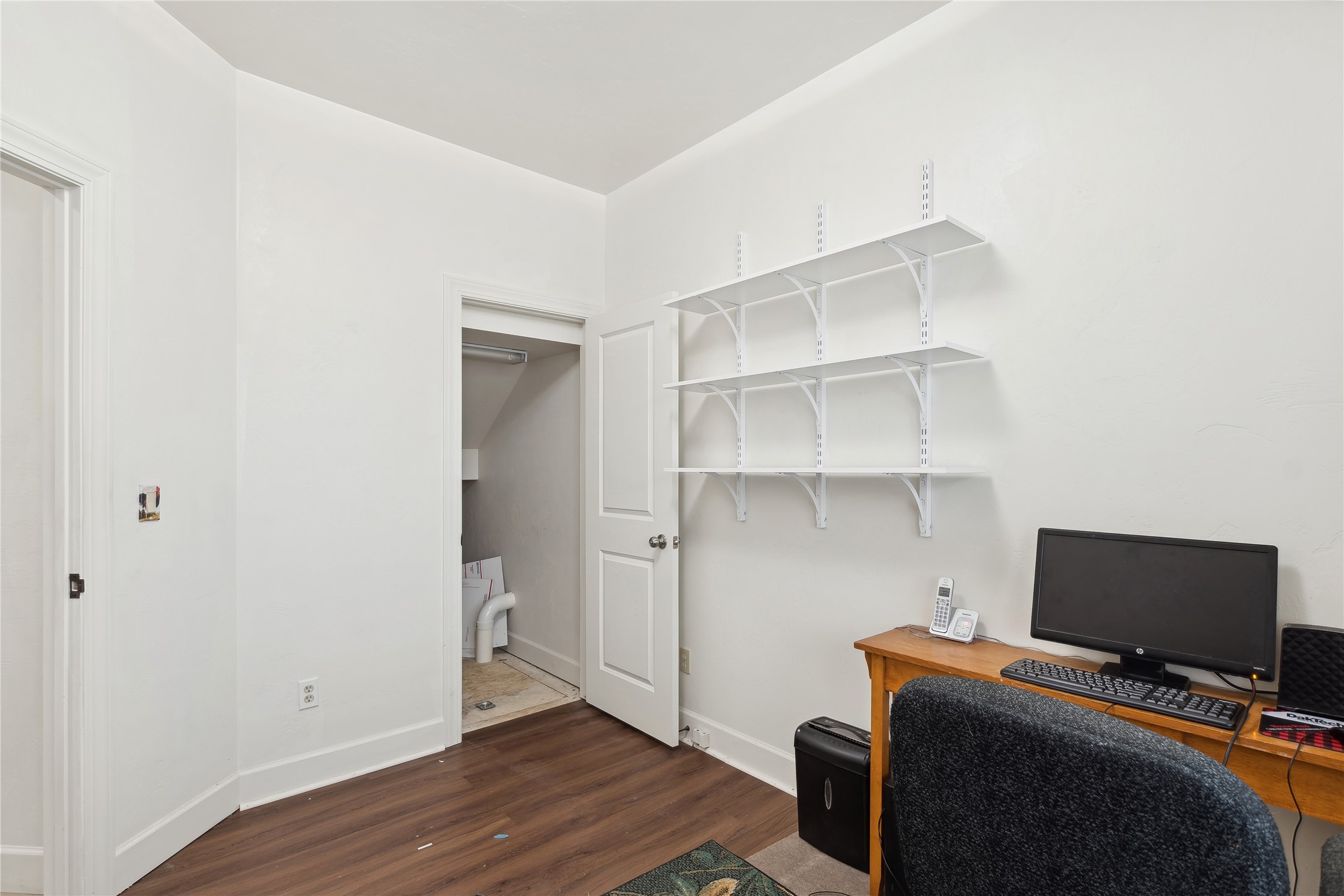 208 Weimar Way Property Photo 27