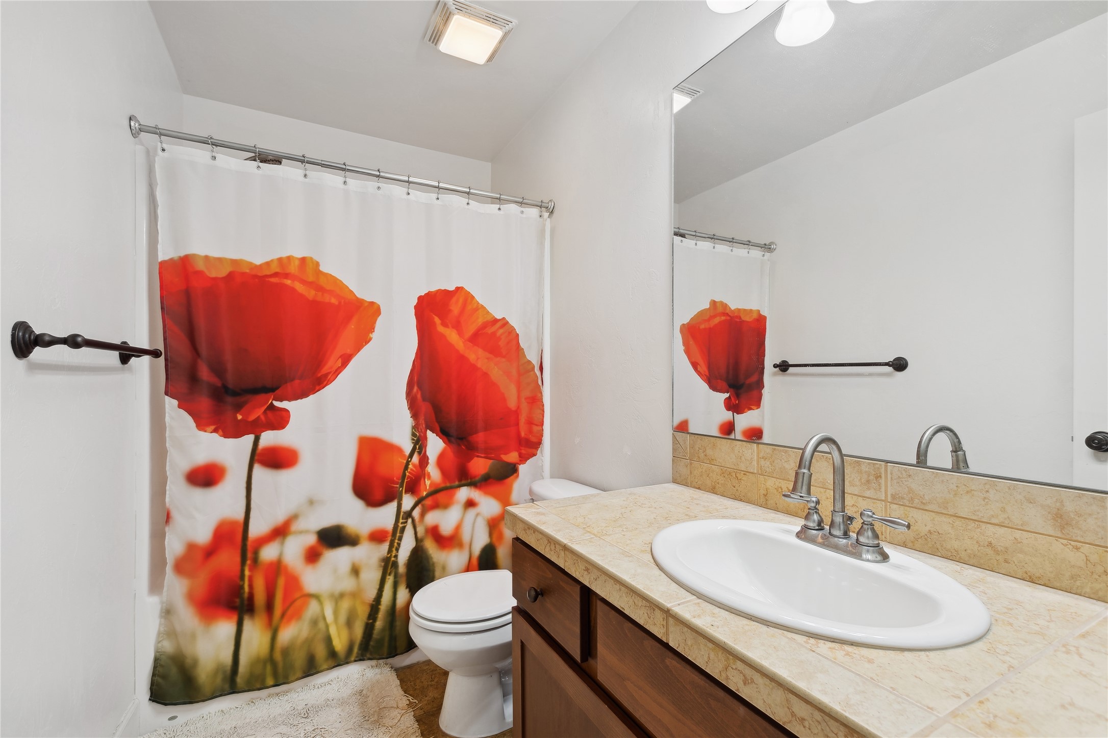 208 Weimar Way Property Photo 30