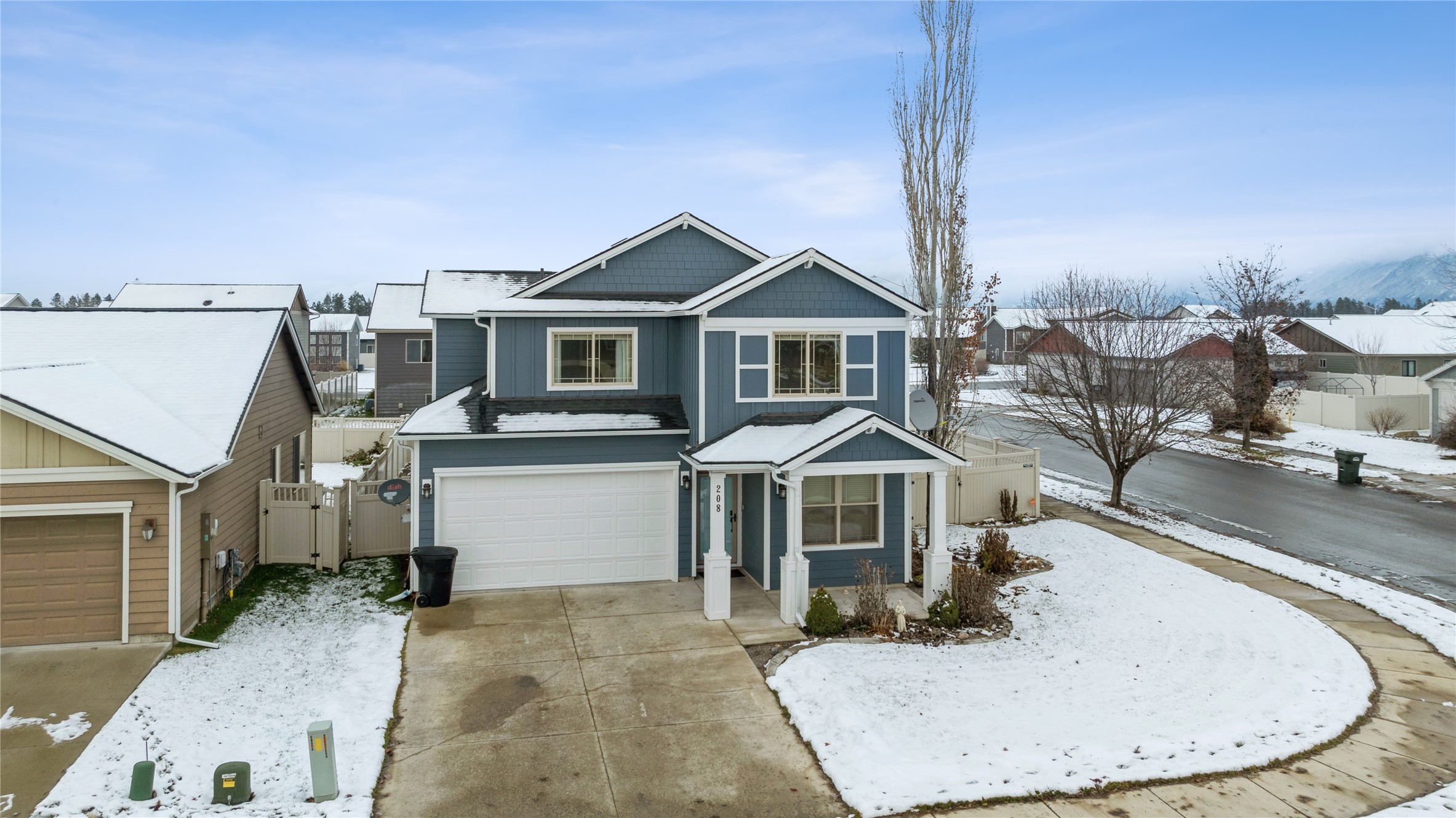 208 Weimar Way Property Photo 37