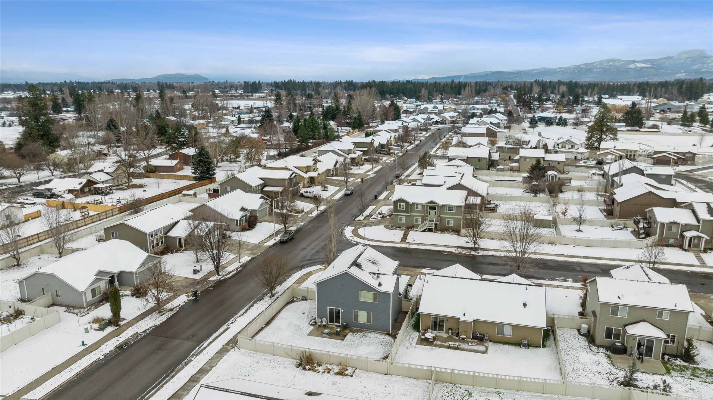 208 Weimar Way Property Photo 43
