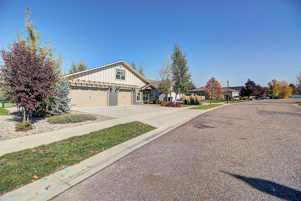 126 Moes Run Property Photo 4
