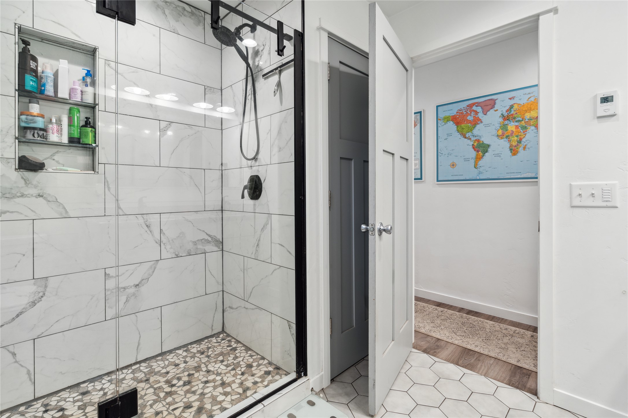 1046 6th Street W Property Photo 24