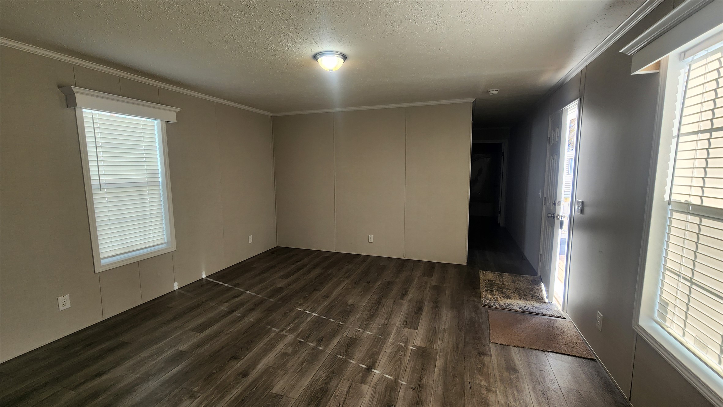 1805 Joslyn Street 18 Property Photo 8