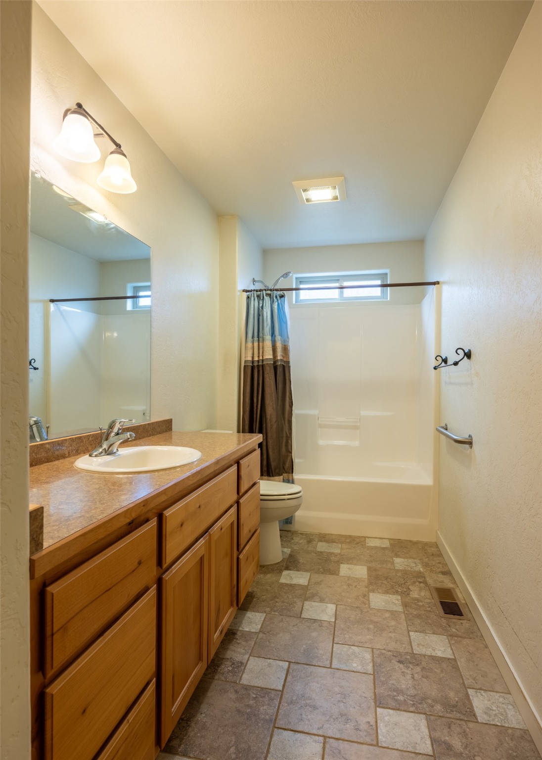 248 Village Parkway Property Photo 13